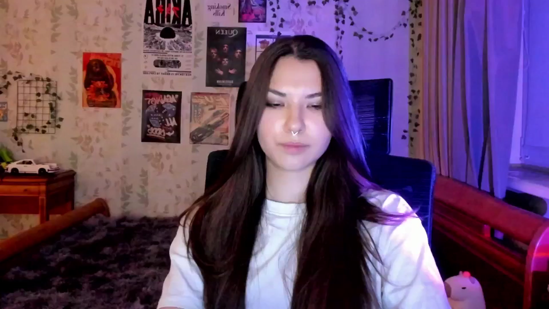 Gallery image thumbnail from AmnesiaGirl1's myfreecams stream on, 08/13/2025, 22:17 image 16 of 20