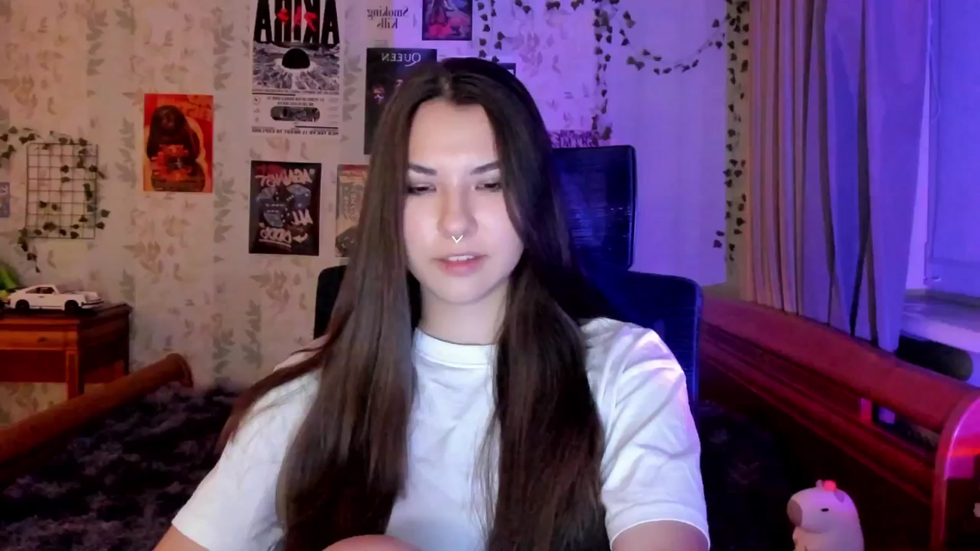 Gallery image thumbnail from AmnesiaGirl1's myfreecams stream on, 08/13/2025, 22:17 image 3 of 20