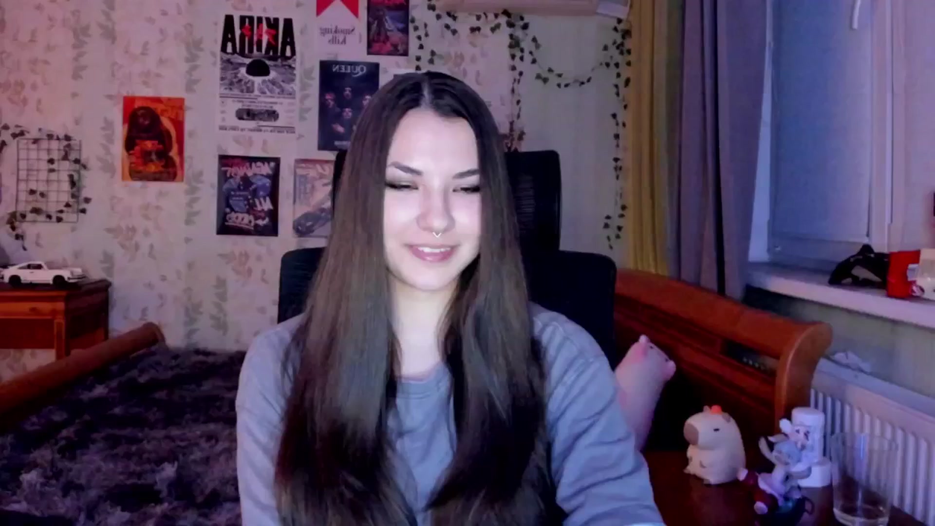 Gallery image thumbnail from AmnesiaGirl1's myfreecams stream on, 08/15/2025, 20:48 image 3 of 20