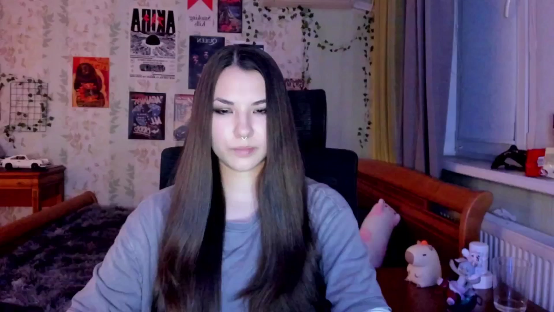 Gallery image thumbnail from AmnesiaGirl1's myfreecams stream on, 08/15/2025, 20:48 image 16 of 20