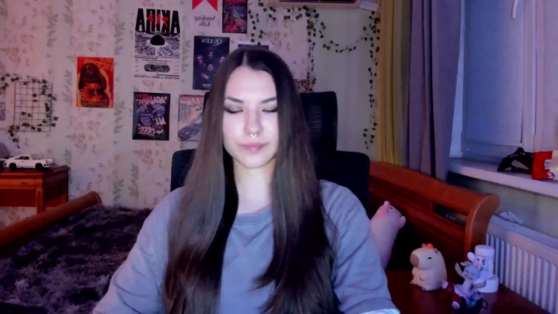 Gallery image thumbnail from AmnesiaGirl1's myfreecams stream on, 08/15/2025, 22:25 image 18 of 20