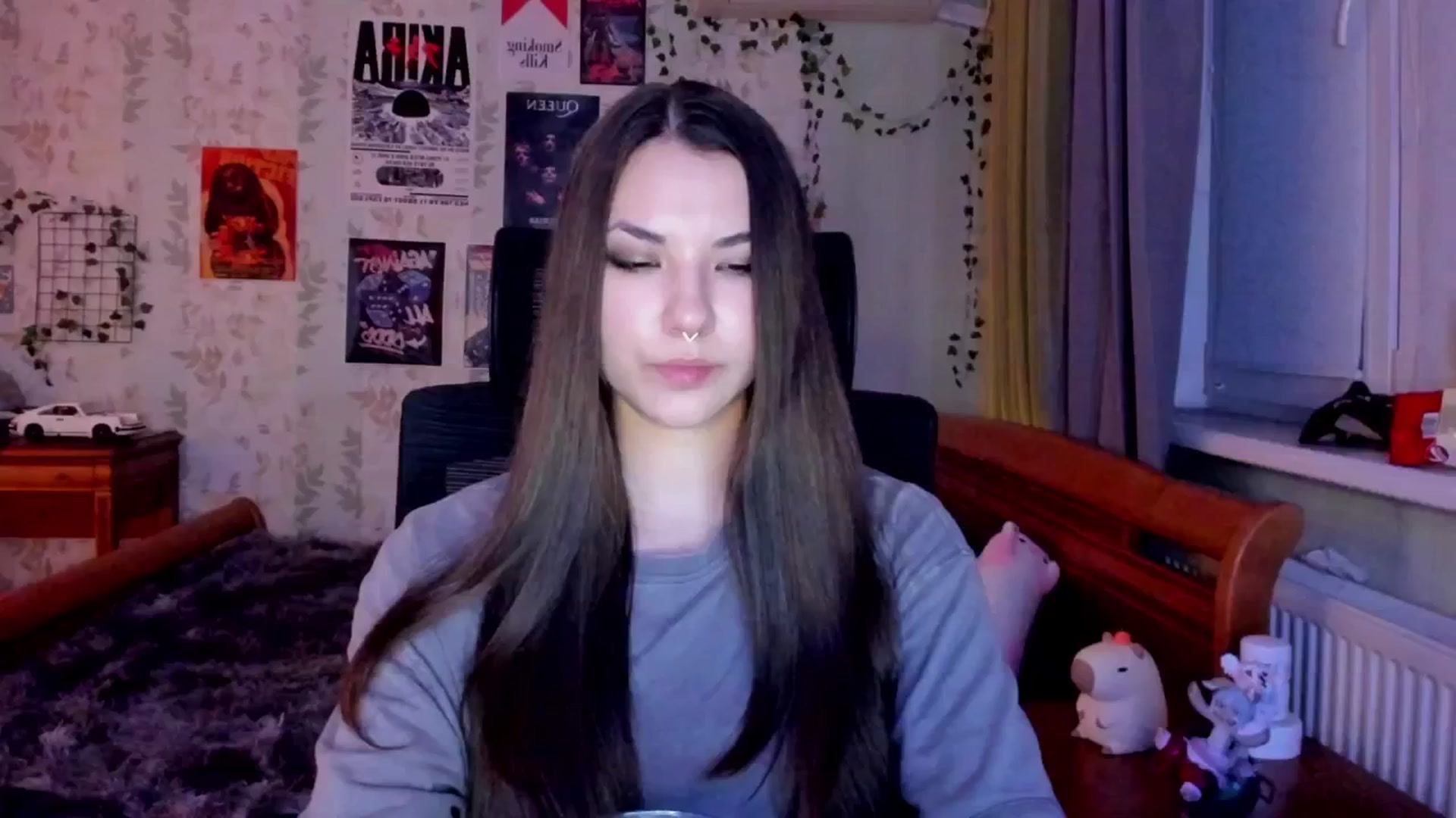 Gallery image thumbnail from AmnesiaGirl1's myfreecams stream on, 08/15/2025, 22:25 image 4 of 20