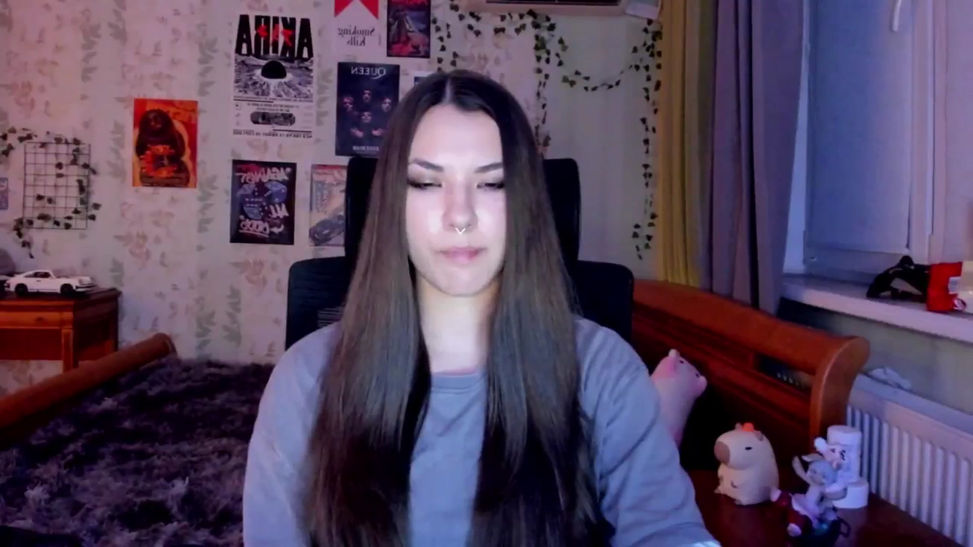 Gallery image thumbnail from AmnesiaGirl1's myfreecams stream on, 08/15/2025, 22:25 image 13 of 20