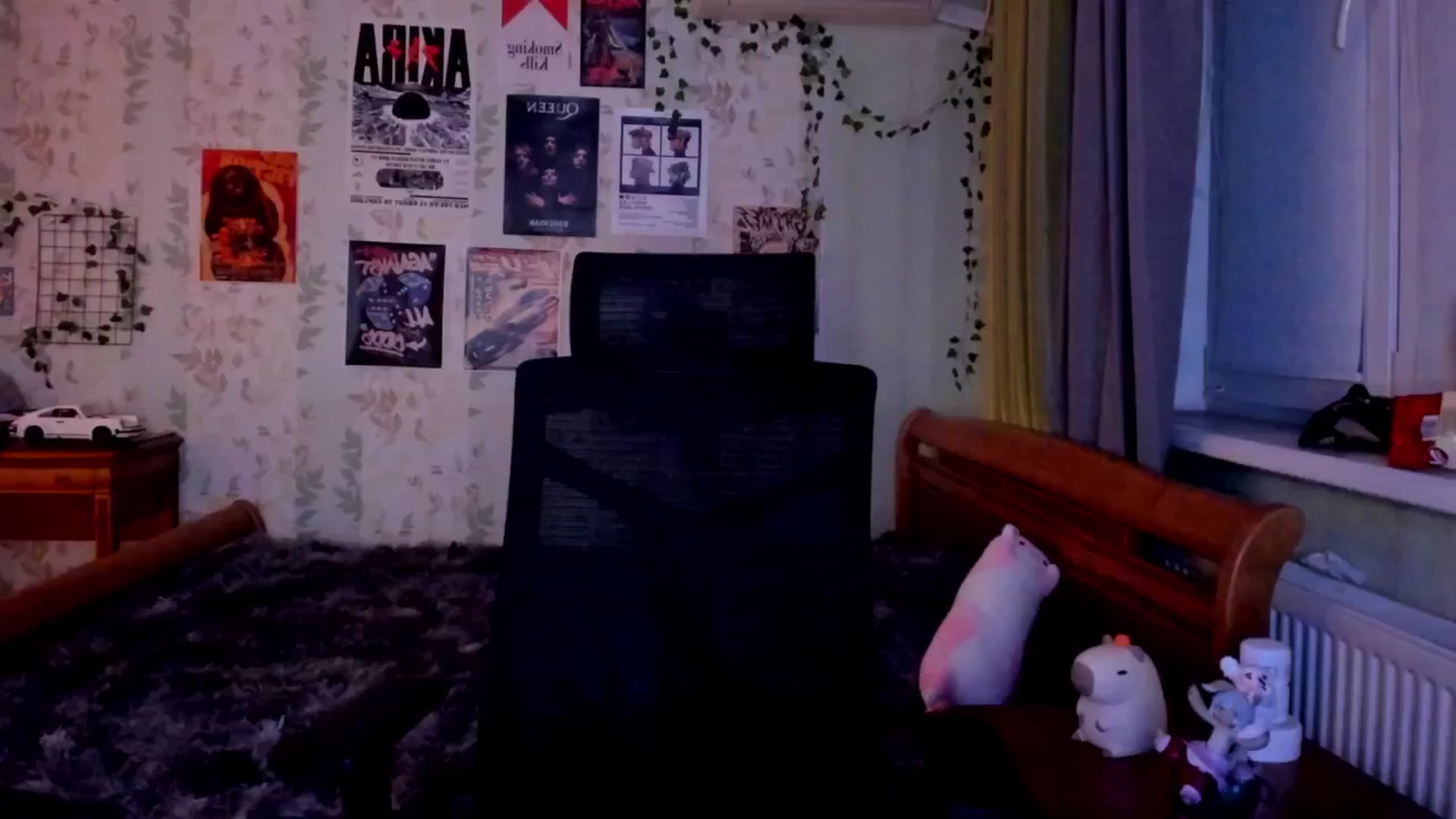 Gallery image thumbnail from AmnesiaGirl1's myfreecams stream on, 08/15/2025, 22:25 image 8 of 20