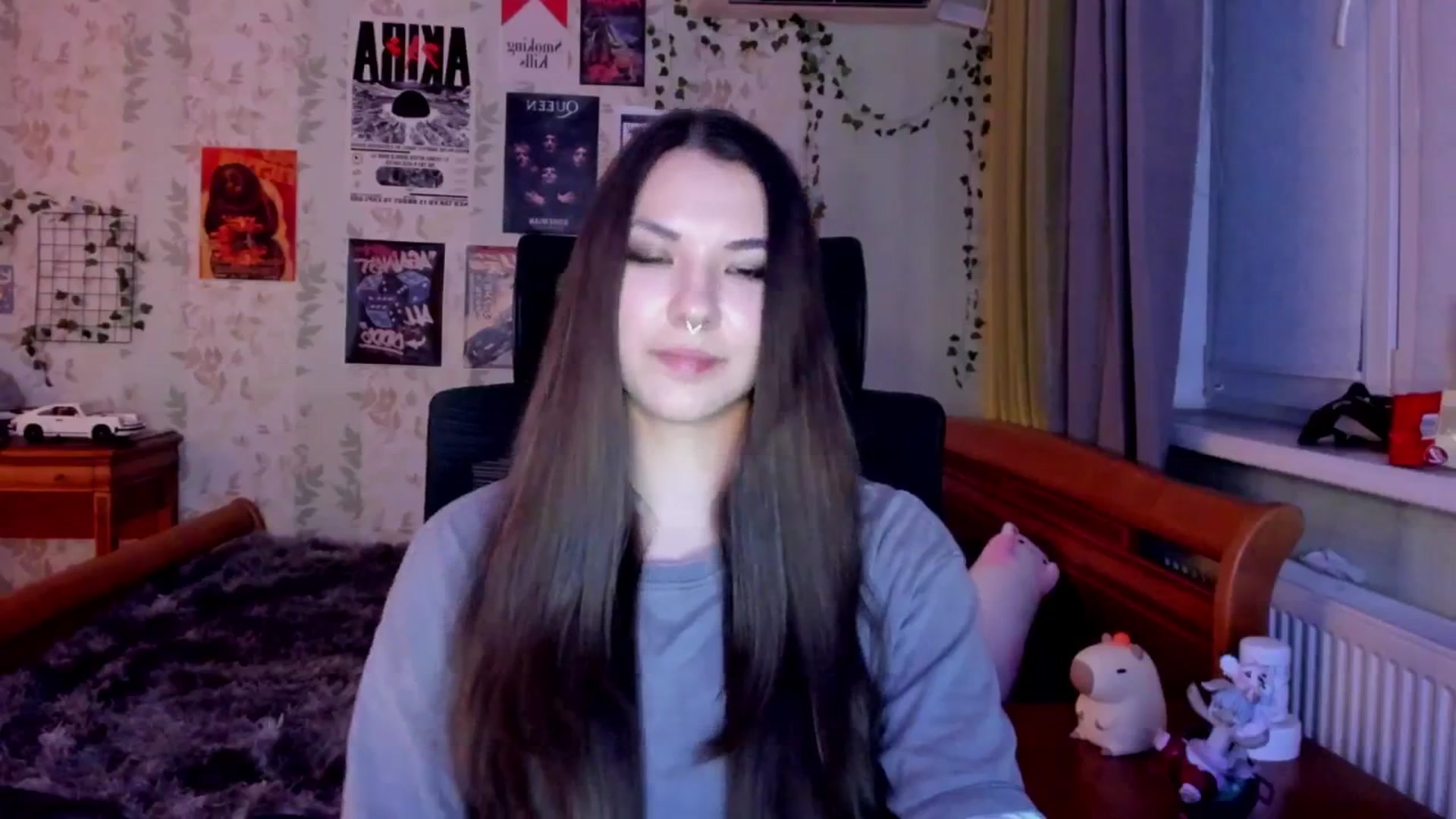 Gallery image thumbnail from AmnesiaGirl1's myfreecams stream on, 08/15/2025, 22:25 image 14 of 20