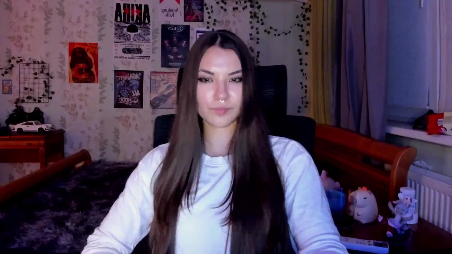 Gallery image thumbnail from AmnesiaGirl1's myfreecams stream on, 08/16/2025, 21:37 image 17 of 20