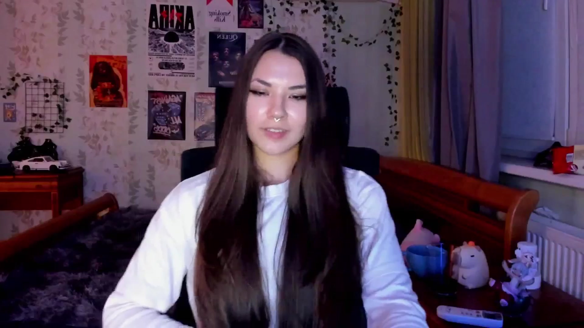 Gallery image thumbnail from AmnesiaGirl1's myfreecams stream on, 08/16/2025, 21:37 image 13 of 20