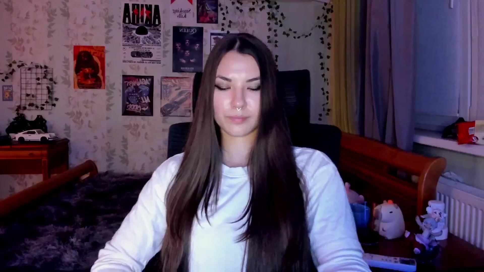 Gallery image thumbnail from AmnesiaGirl1's myfreecams stream on, 08/16/2025, 21:37 image 18 of 20