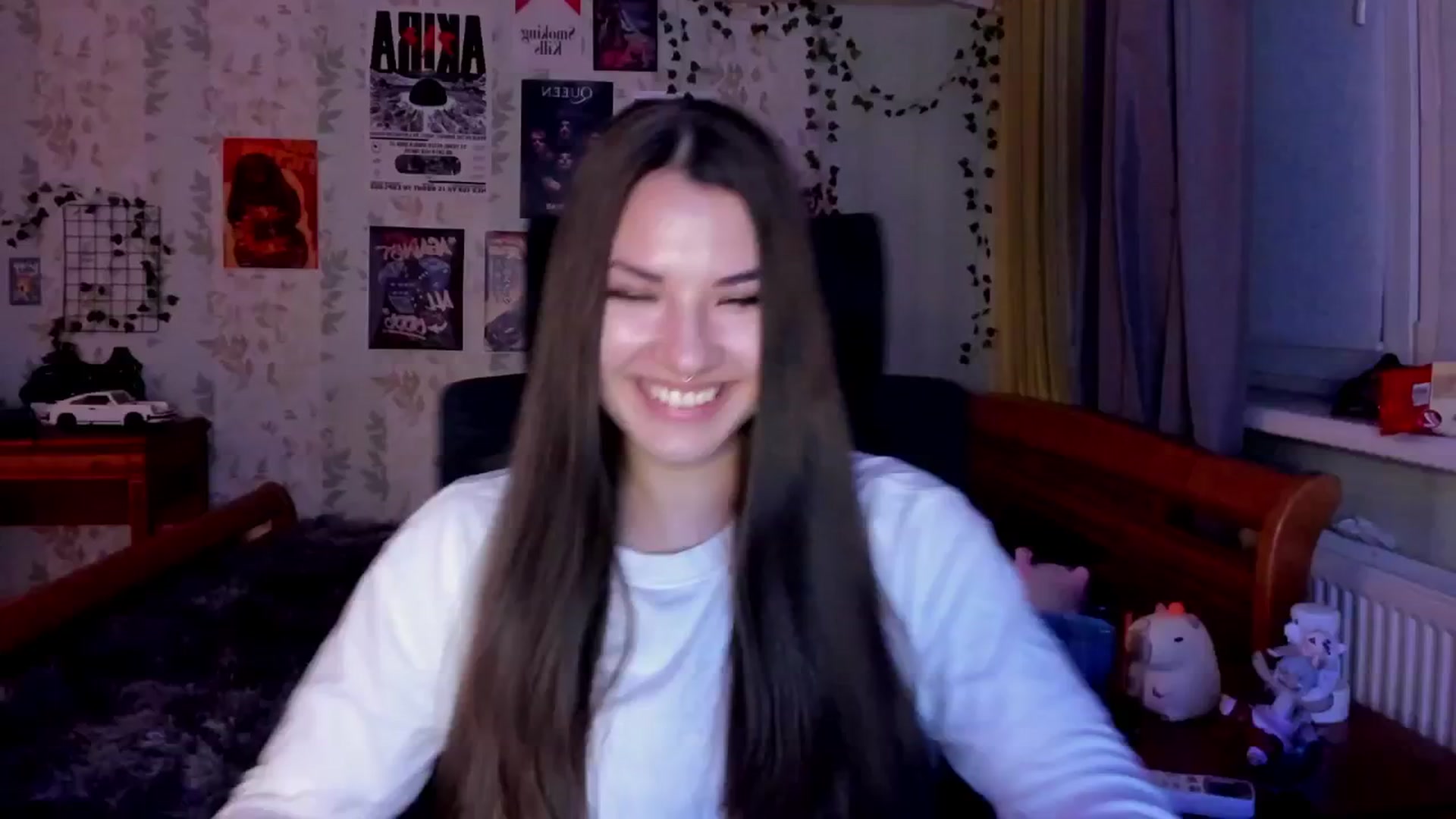 Gallery image thumbnail from AmnesiaGirl1's myfreecams stream on, 08/16/2025, 21:37 image 3 of 20