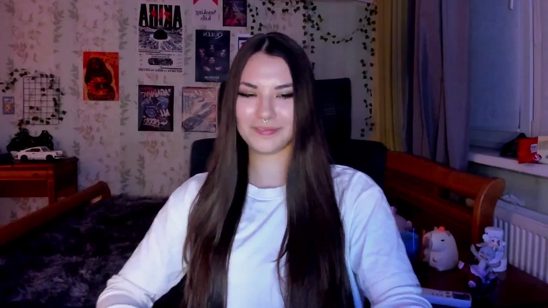 Gallery image thumbnail from AmnesiaGirl1's myfreecams stream on, 08/16/2025, 21:37 image 15 of 20