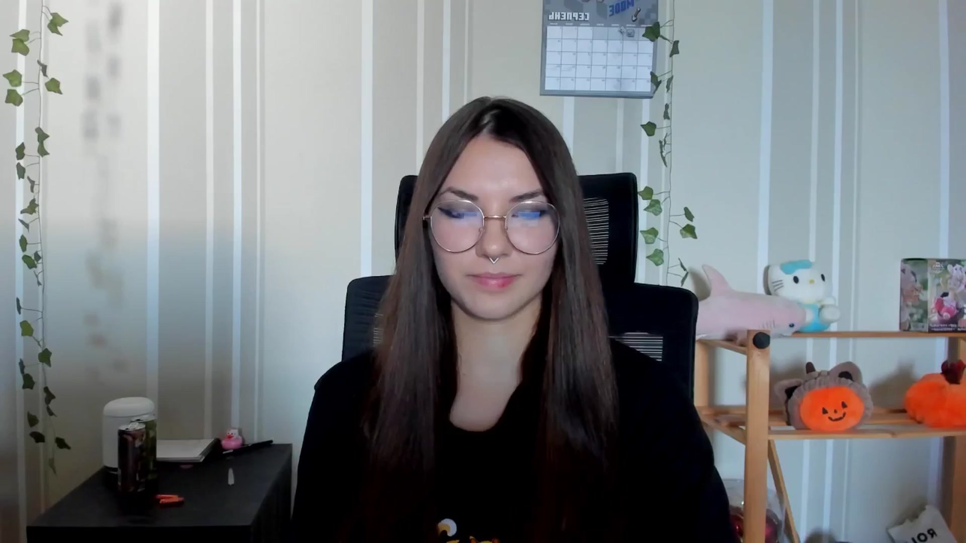 Gallery image thumbnail from AmnesiaGirl1's myfreecams stream on, 08/17/2025, 15:04 image 9 of 20