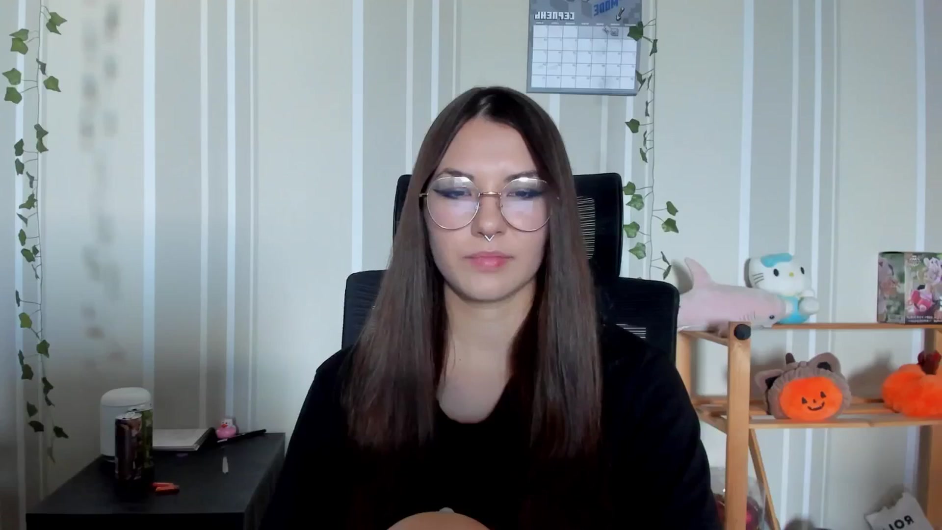 Gallery image thumbnail from AmnesiaGirl1's myfreecams stream on, 08/17/2025, 15:04 image 1 of 20
