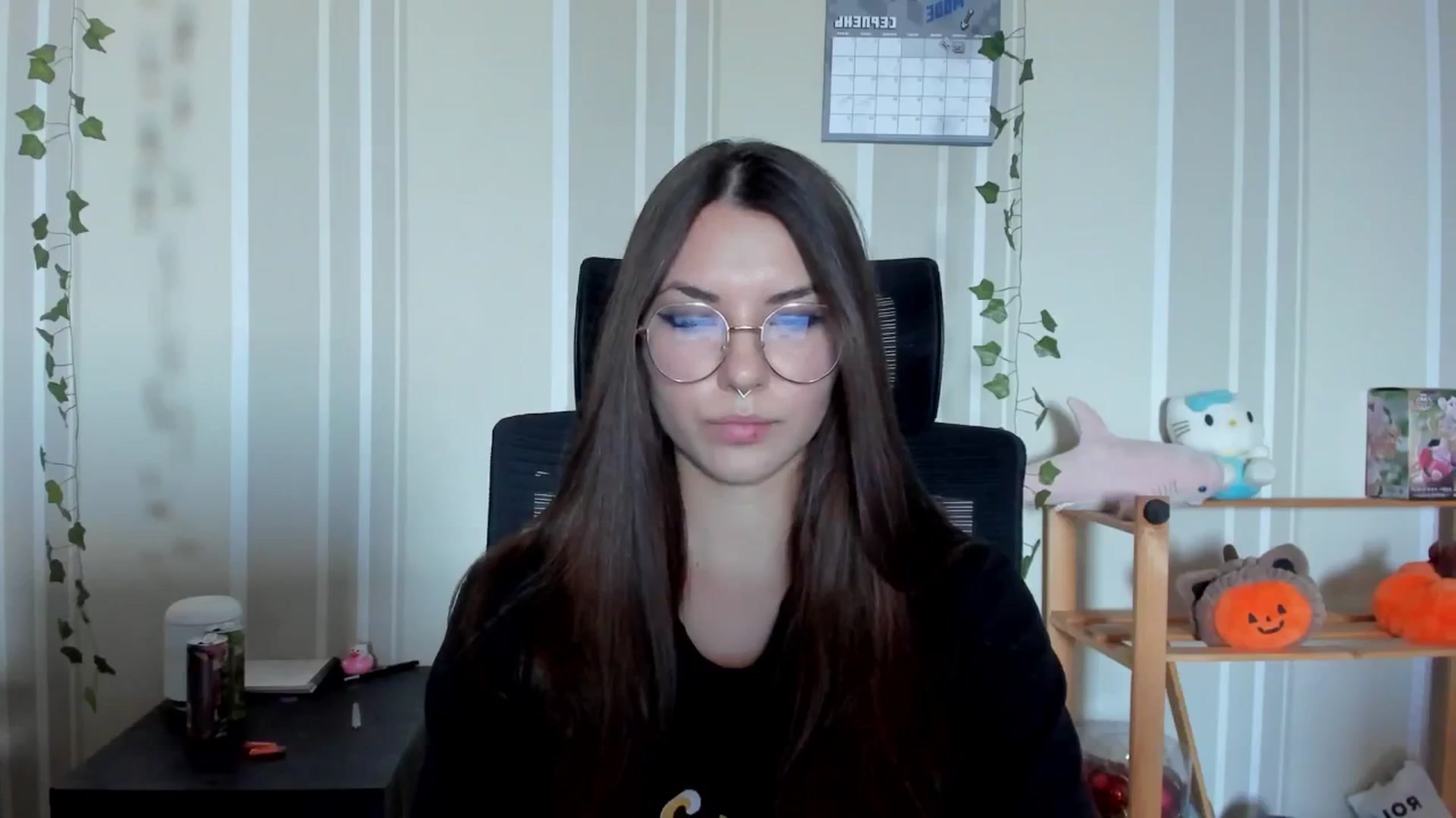 Gallery image thumbnail from AmnesiaGirl1's myfreecams stream on, 08/17/2025, 15:04 image 18 of 20