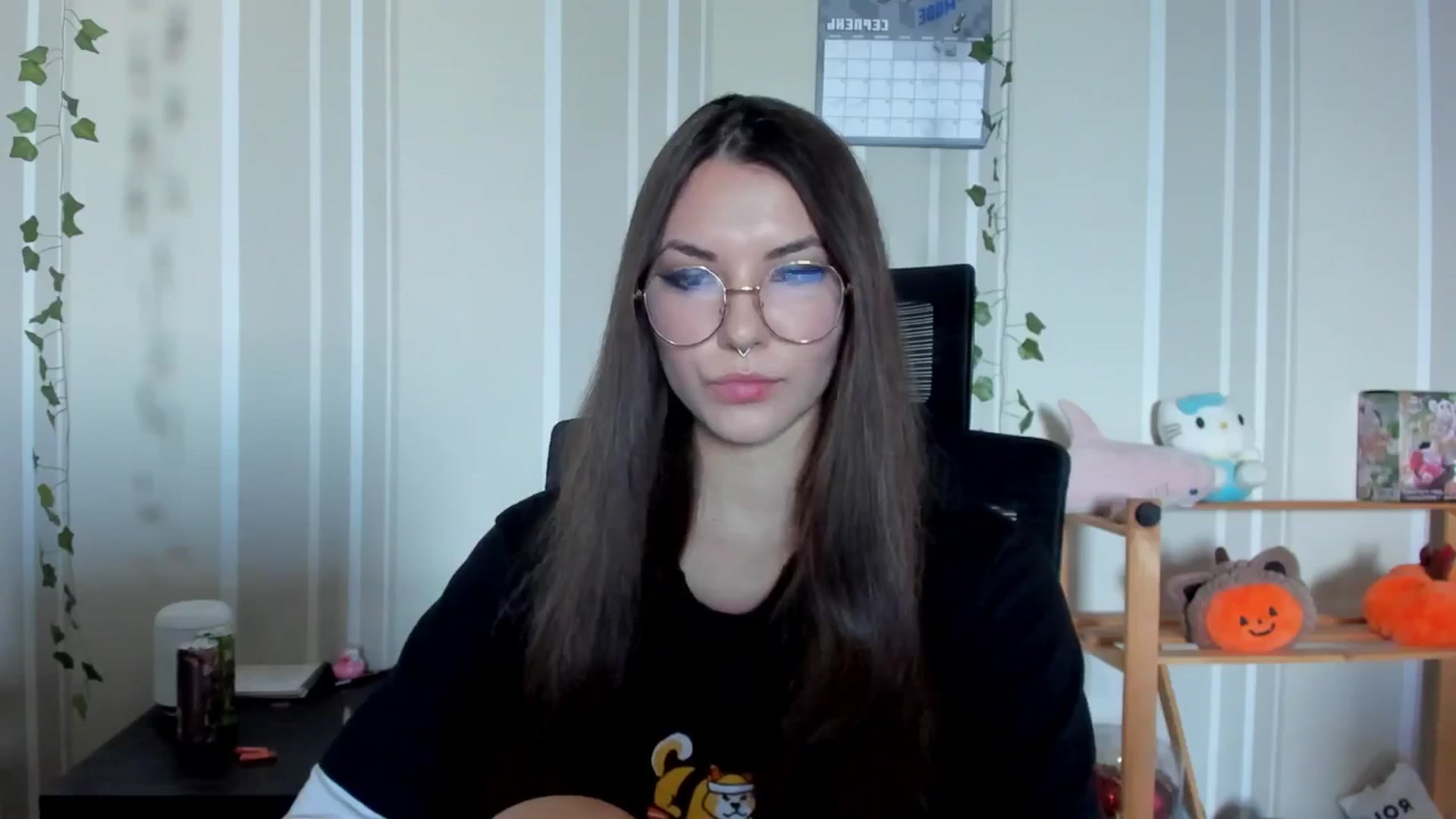 Gallery image thumbnail from AmnesiaGirl1's myfreecams stream on, 08/17/2025, 15:04 image 12 of 20