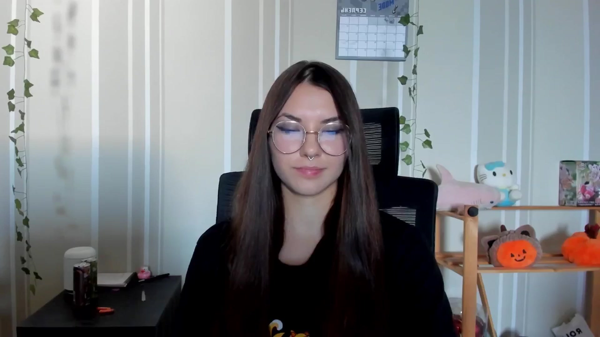 Gallery image thumbnail from AmnesiaGirl1's myfreecams stream on, 08/17/2025, 15:04 image 10 of 20