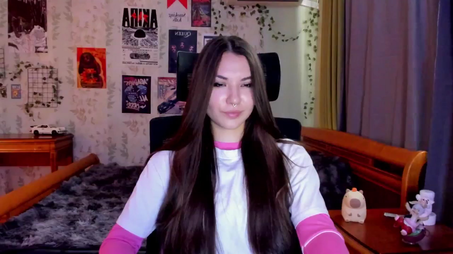 Gallery image thumbnail from AmnesiaGirl1's myfreecams stream on, 08/18/2025, 11:34 image 18 of 20