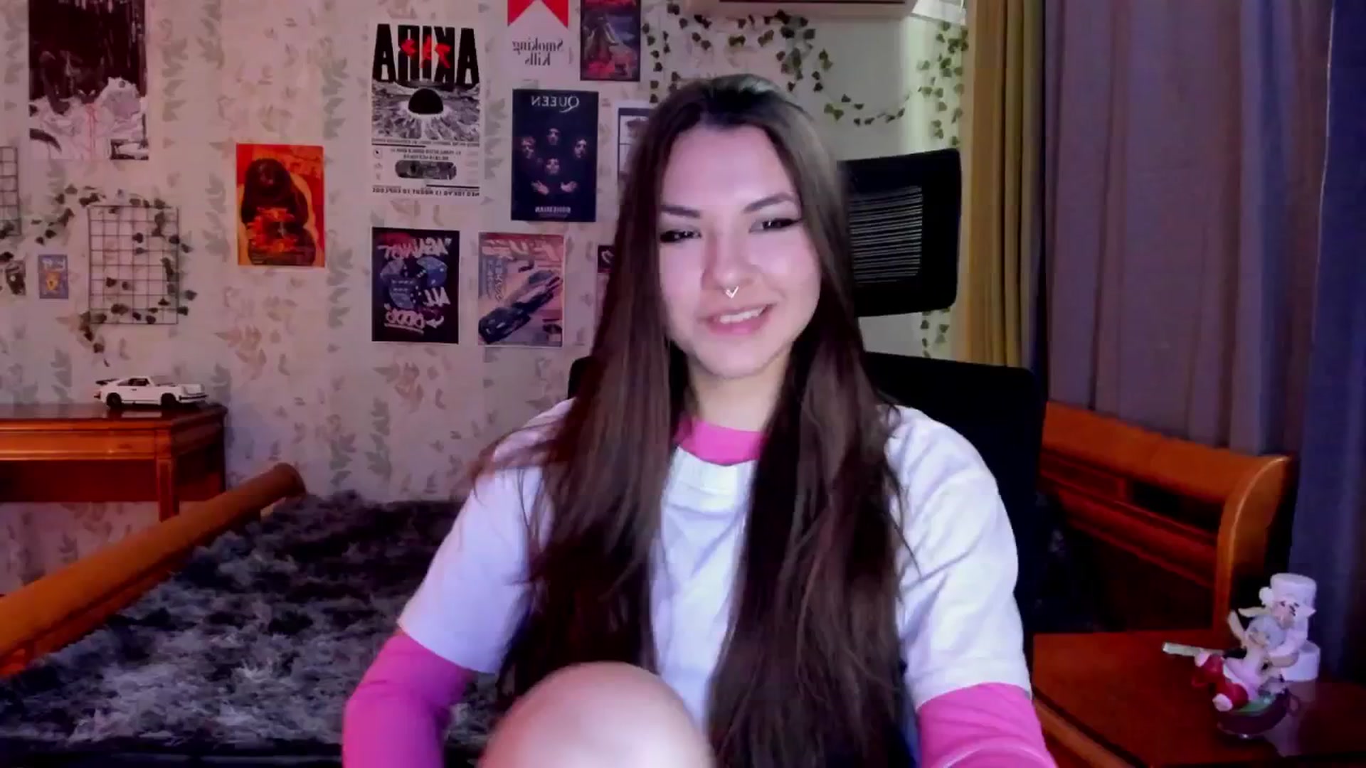 Gallery image thumbnail from AmnesiaGirl1's myfreecams stream on, 08/18/2025, 11:34 image 1 of 20