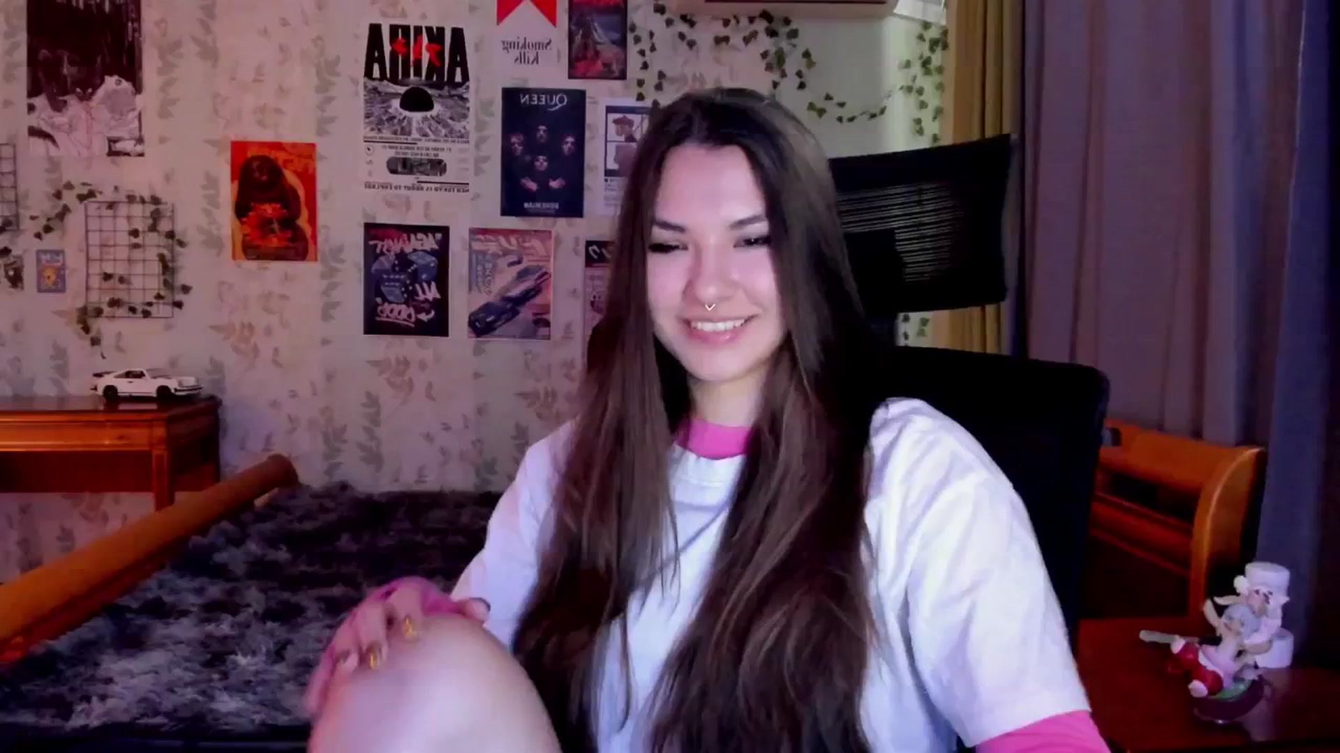 Gallery image thumbnail from AmnesiaGirl1's myfreecams stream on, 08/18/2025, 11:34 image 3 of 20