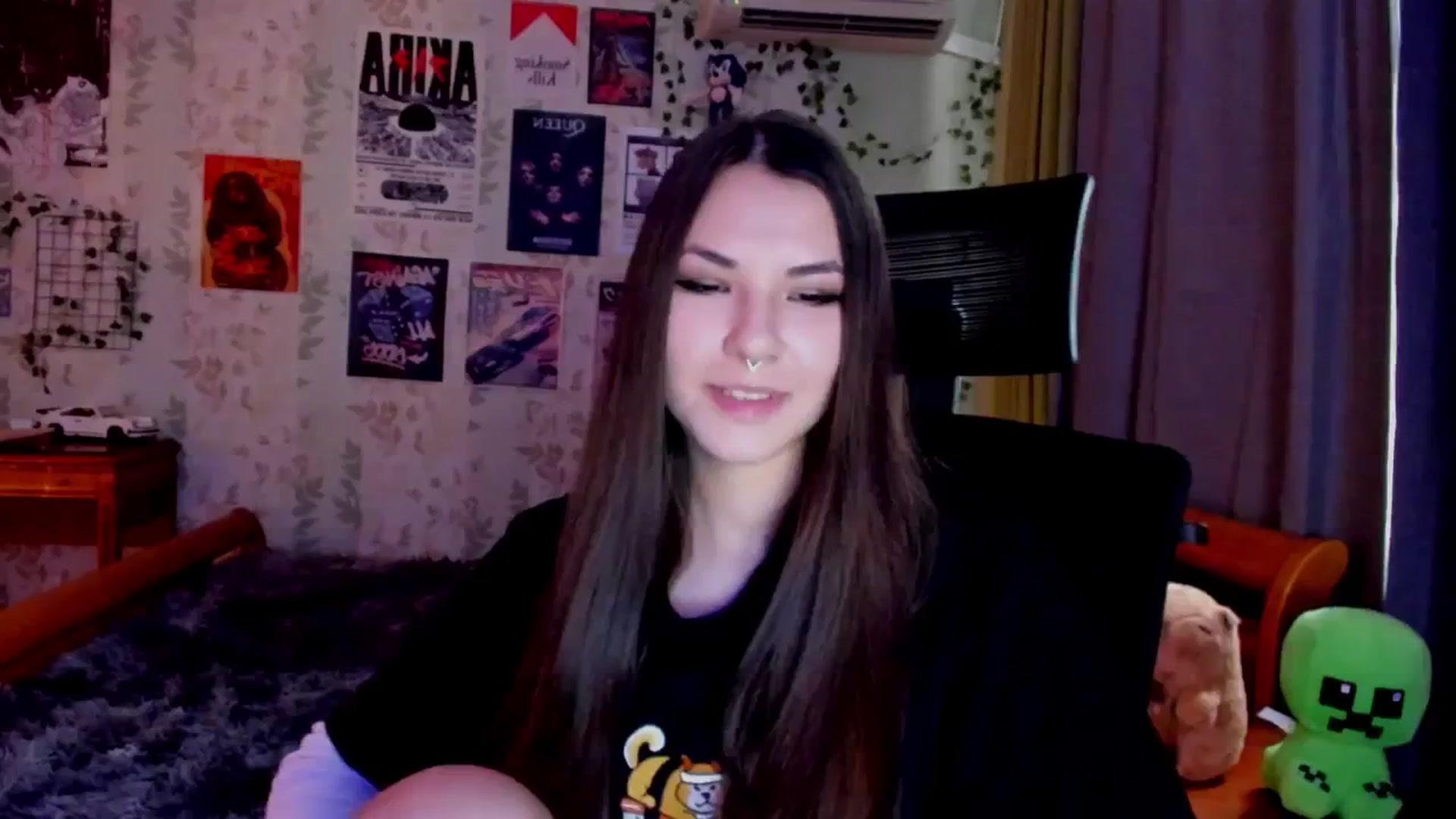 Gallery image thumbnail from AmnesiaGirl1's myfreecams stream on, 08/25/2025, 13:57 image 1 of 20