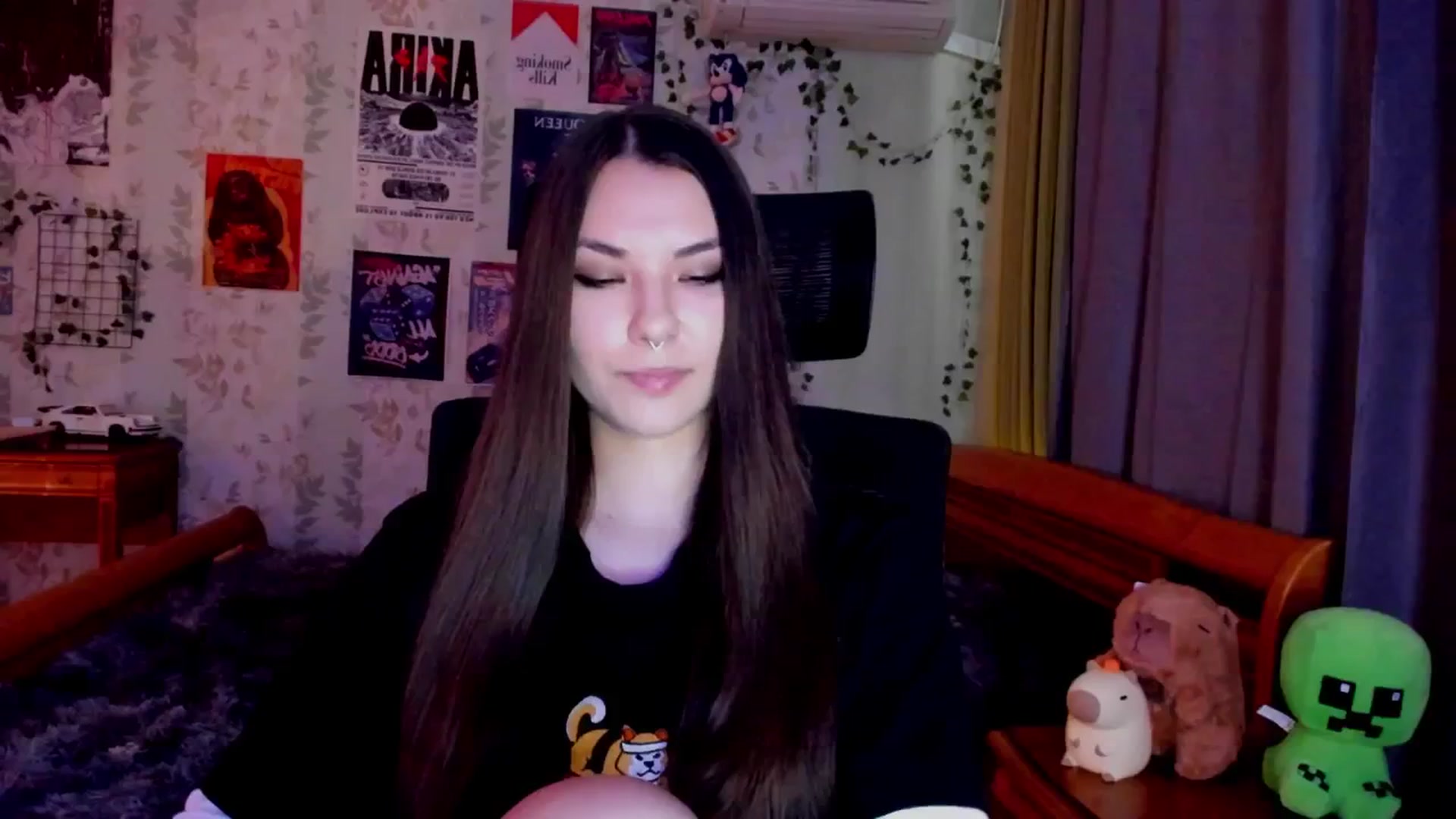 Gallery image thumbnail from AmnesiaGirl1's myfreecams stream on, 08/25/2025, 15:03 image 3 of 20