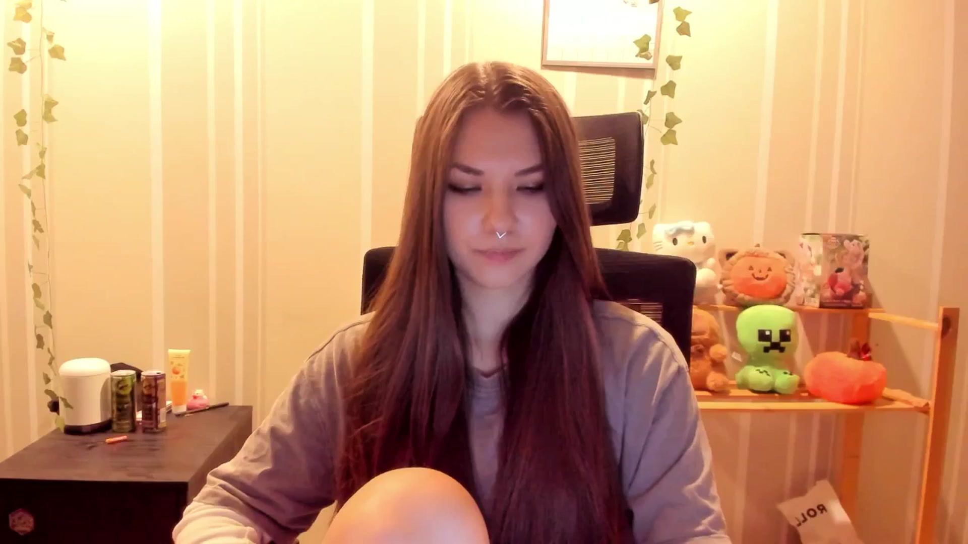 Gallery image thumbnail from AmnesiaGirl1's myfreecams stream on, 08/28/2025, 17:30 image 17 of 20