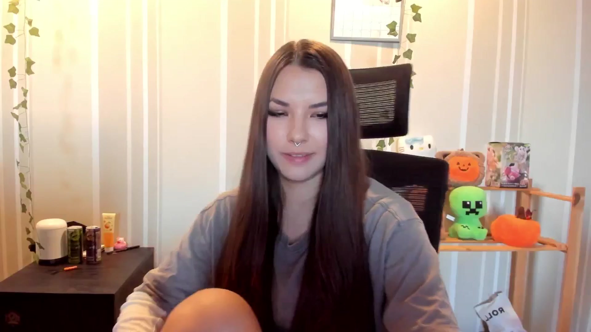 Gallery image thumbnail from AmnesiaGirl1's myfreecams stream on, 08/28/2025, 17:30 image 2 of 20