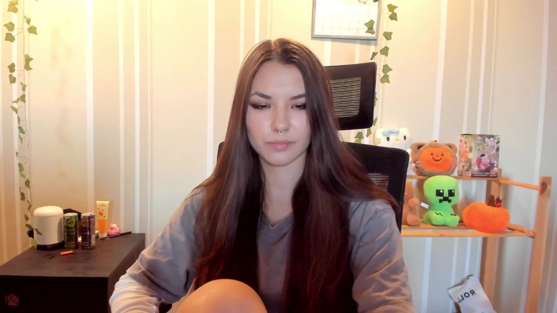 Gallery image thumbnail from AmnesiaGirl1's myfreecams stream on, 08/28/2025, 17:30 image 4 of 20
