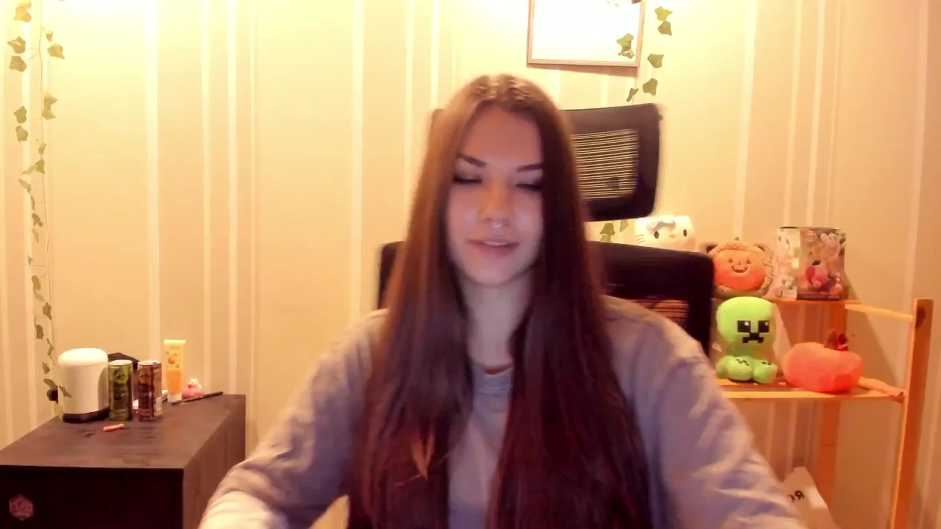 Gallery image thumbnail from AmnesiaGirl1's myfreecams stream on, 08/28/2025, 17:51 image 8 of 20