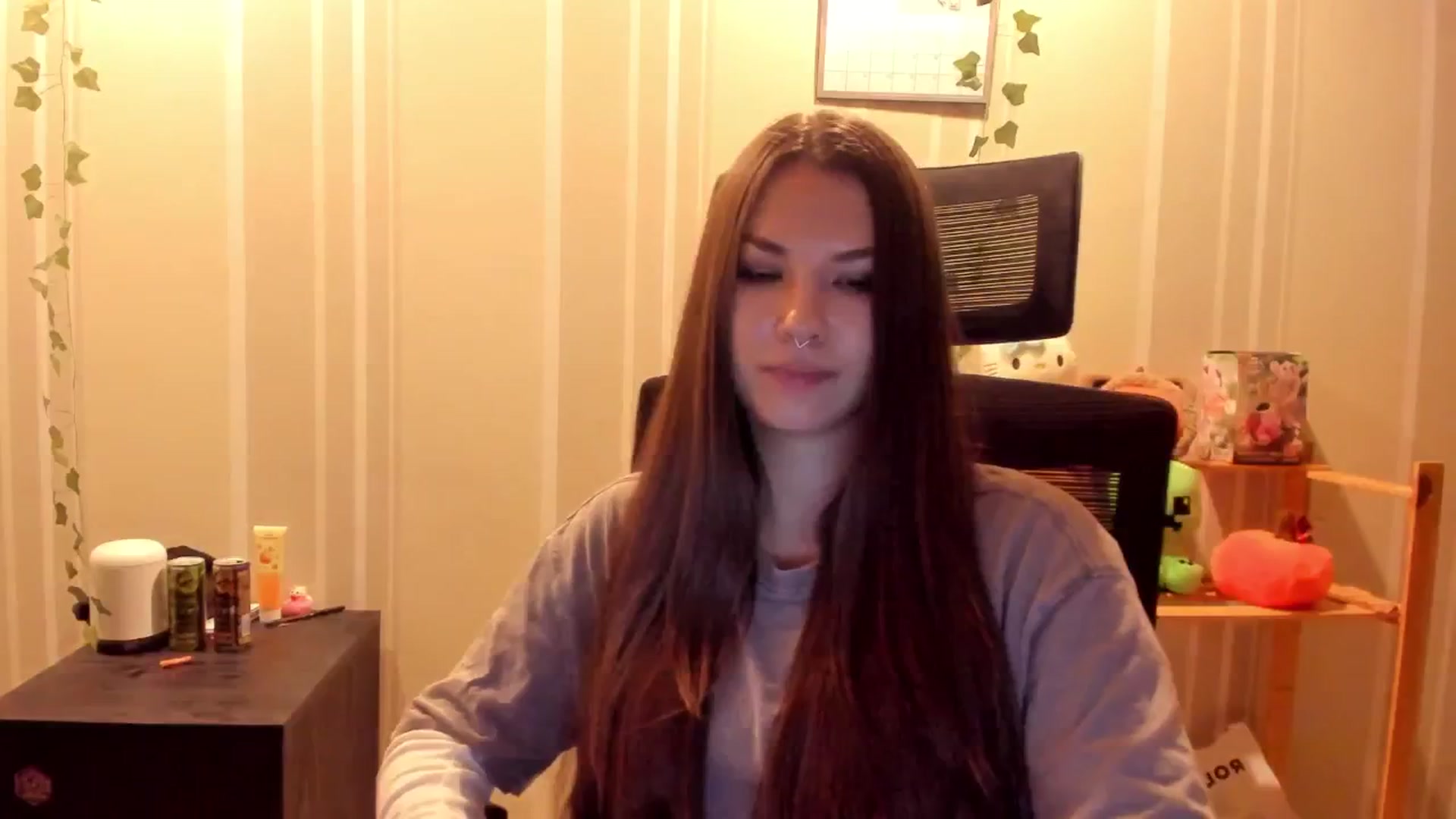 Gallery image thumbnail from AmnesiaGirl1's myfreecams stream on, 08/28/2025, 17:51 image 9 of 20