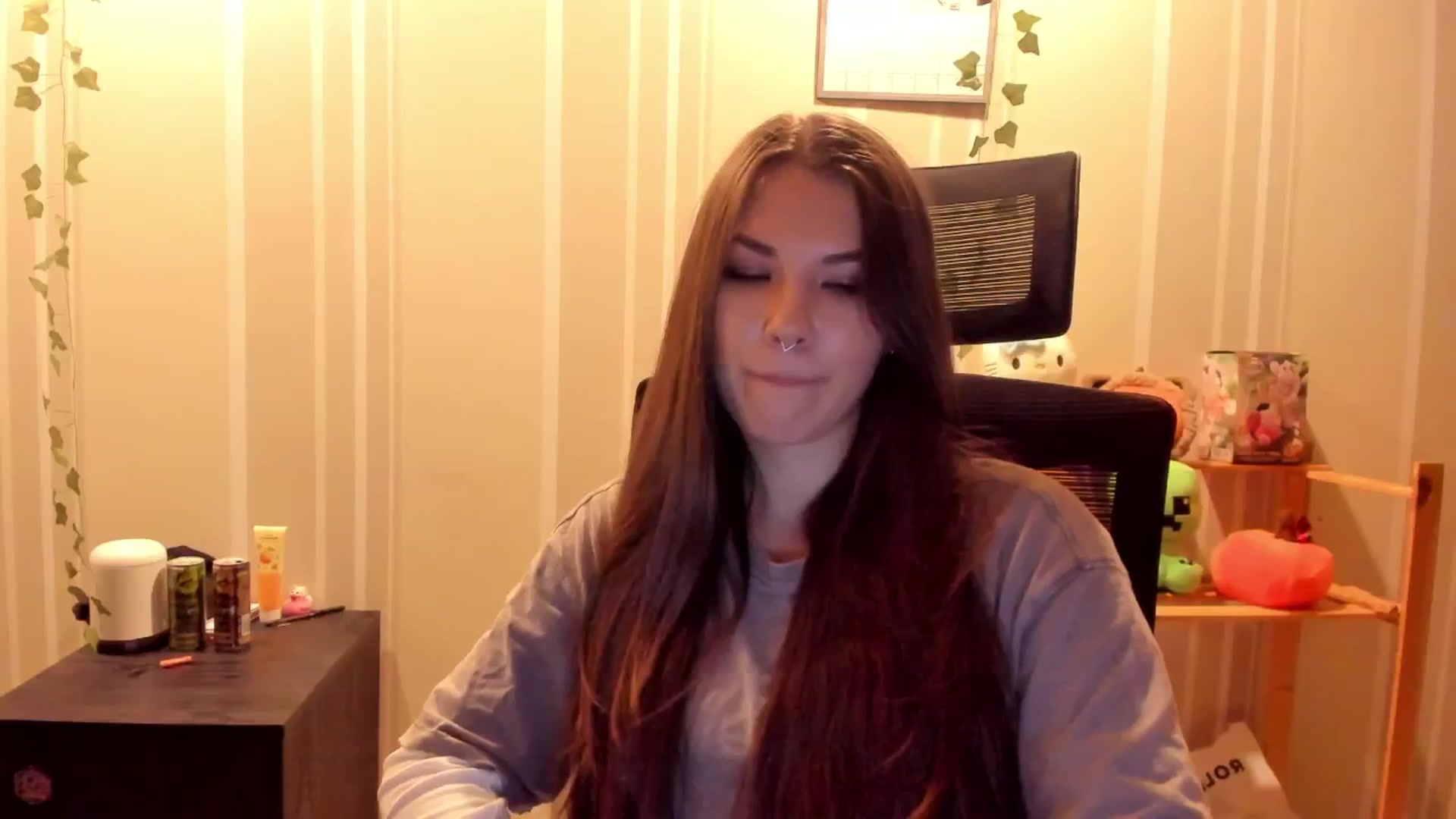 Gallery image thumbnail from AmnesiaGirl1's myfreecams stream on, 08/28/2025, 17:51 image 16 of 20