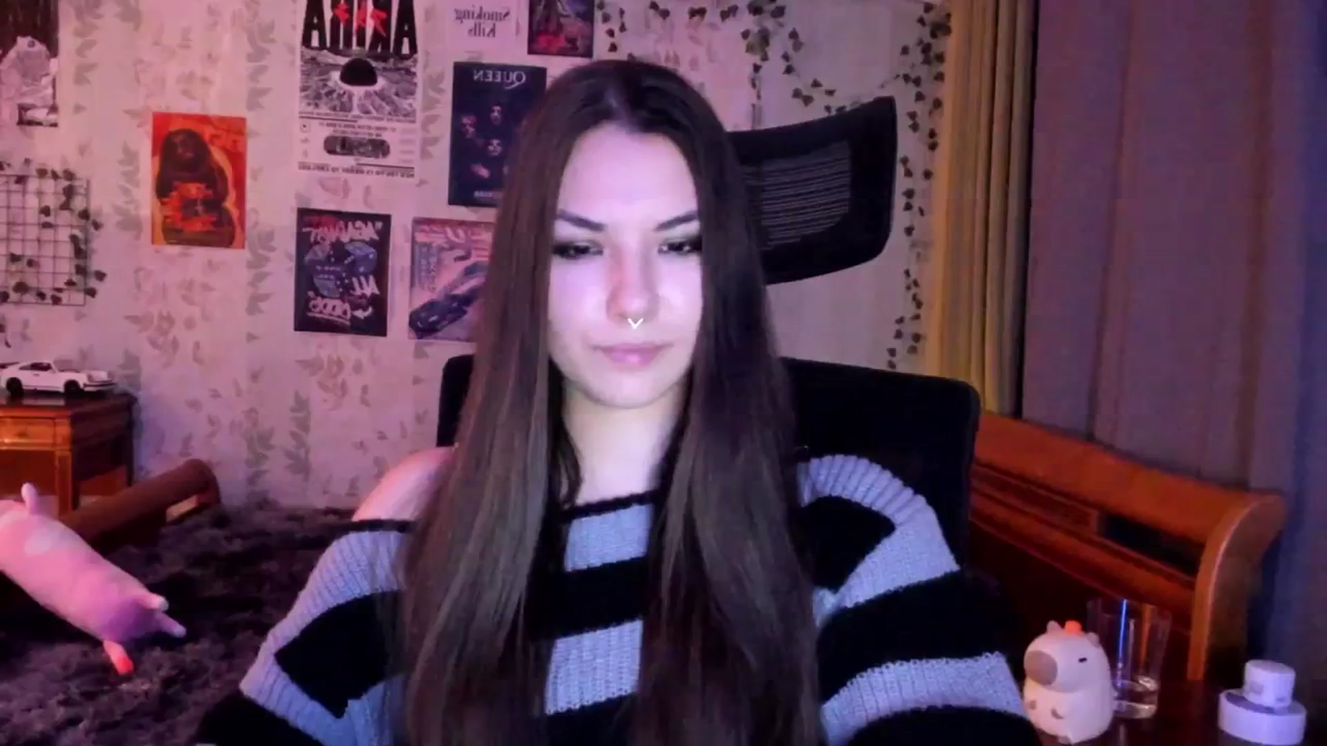 Gallery image thumbnail from AmnesiaGirl1's myfreecams stream on, 08/29/2025, 20:03 image 19 of 20