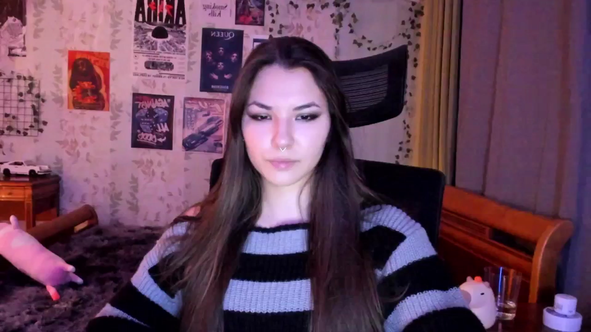 Gallery image thumbnail from AmnesiaGirl1's myfreecams stream on, 08/29/2025, 20:03 image 6 of 20
