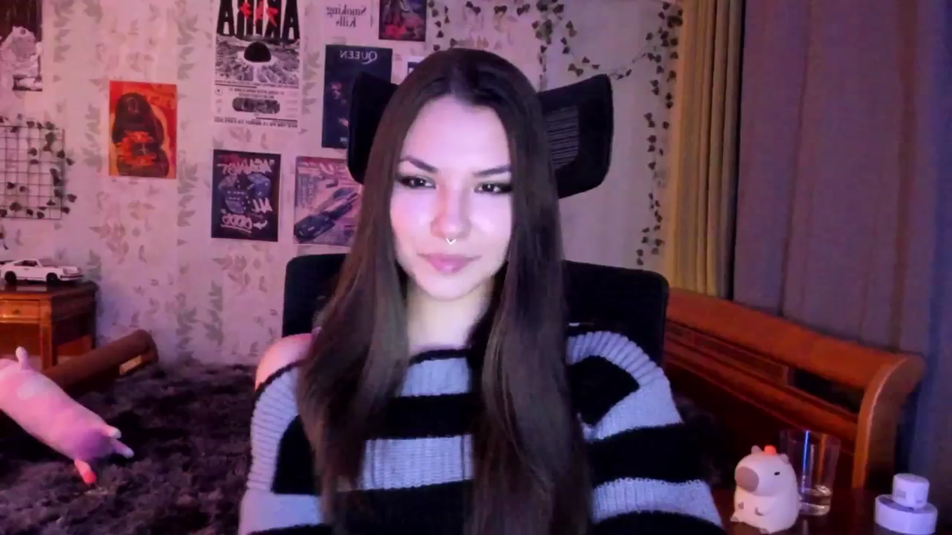 Gallery image thumbnail from AmnesiaGirl1's myfreecams stream on, 08/29/2025, 20:03 image 11 of 20