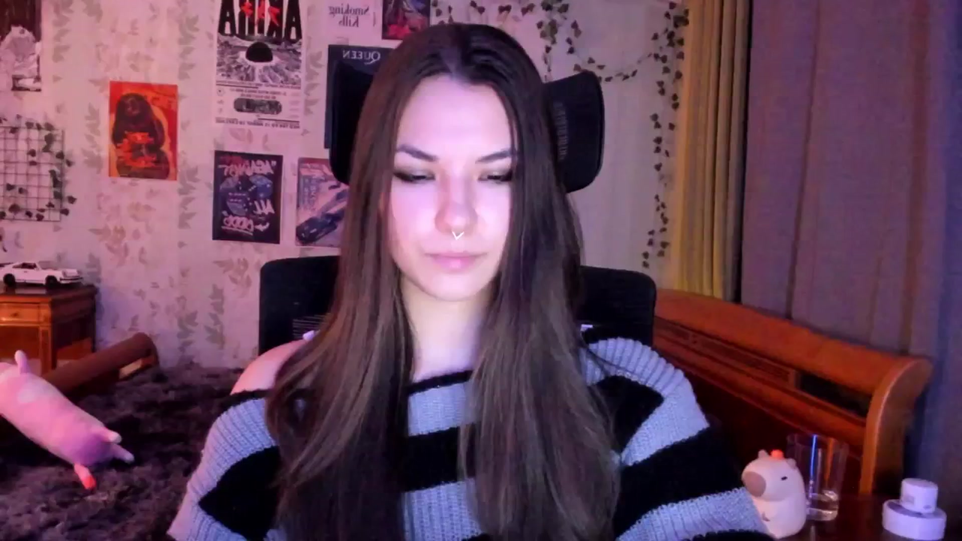 Gallery image thumbnail from AmnesiaGirl1's myfreecams stream on, 08/29/2025, 21:15 image 1 of 20