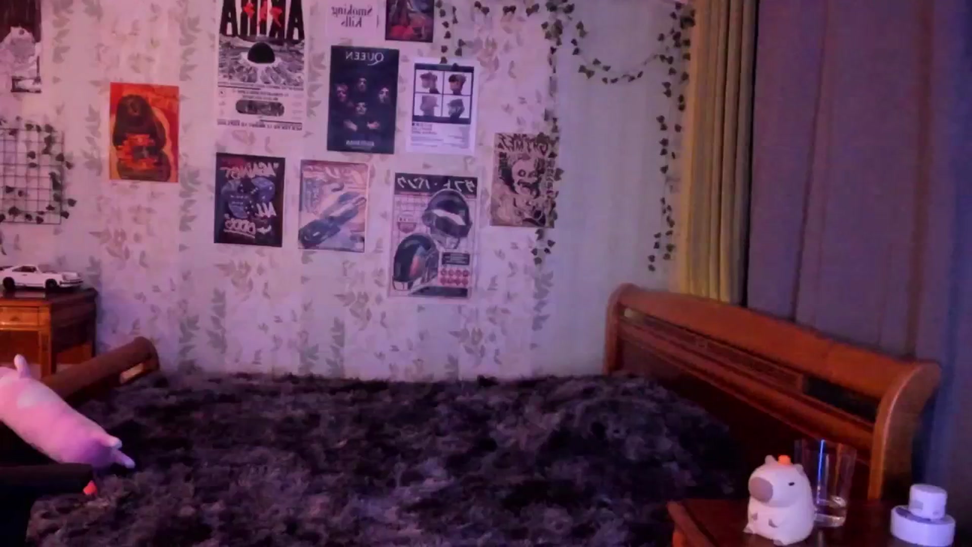 Gallery image thumbnail from AmnesiaGirl1's myfreecams stream on, 08/29/2025, 21:15 image 19 of 20