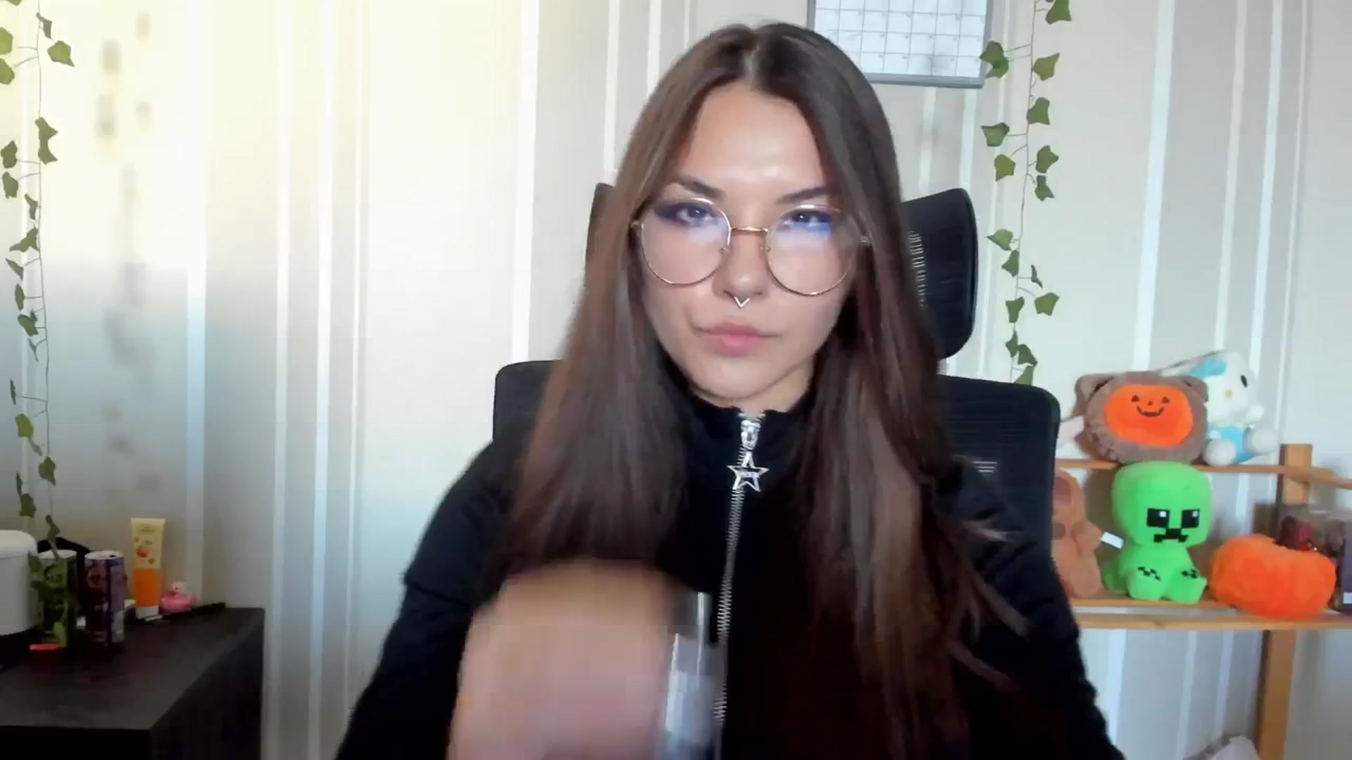 Gallery image thumbnail from AmnesiaGirl1's myfreecams stream on, 08/30/2025, 15:29 image 15 of 20