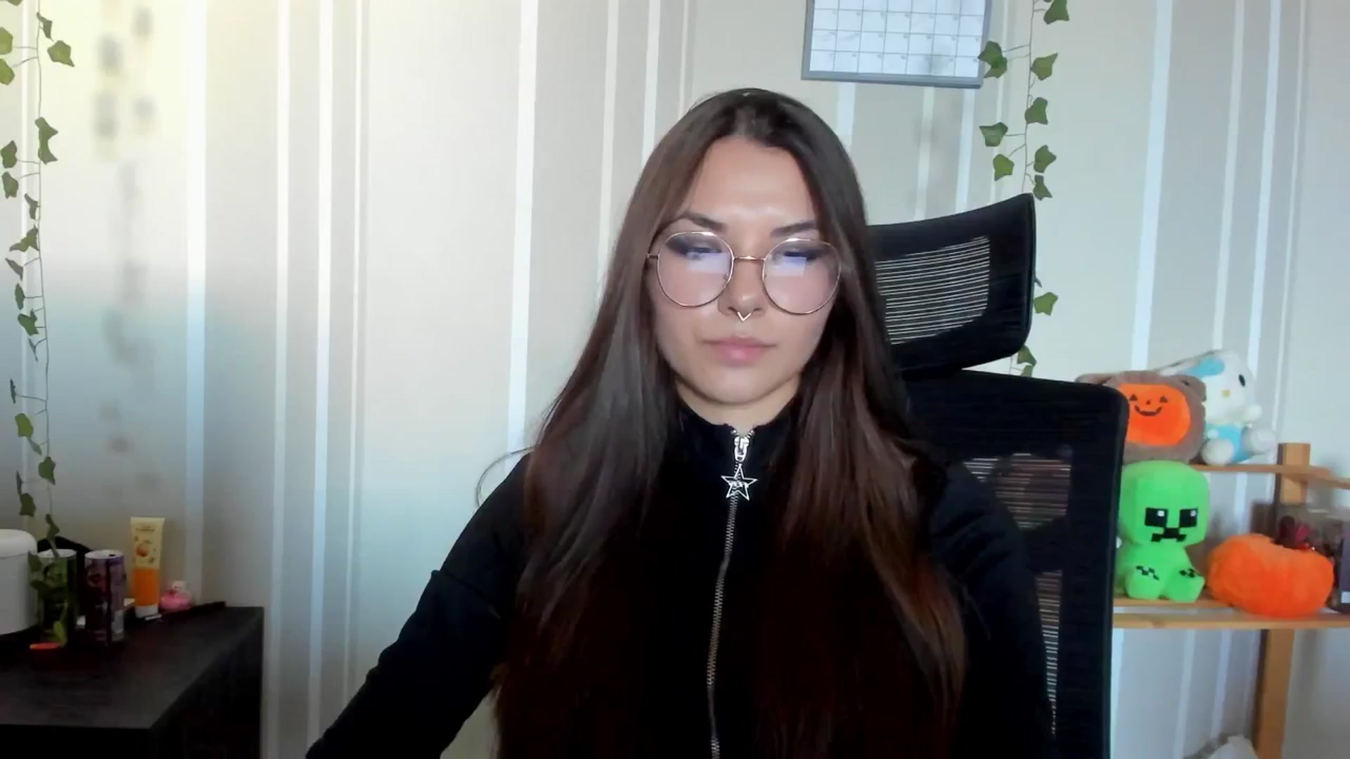 Gallery image thumbnail from AmnesiaGirl1's myfreecams stream on, 08/30/2025, 15:29 image 6 of 20