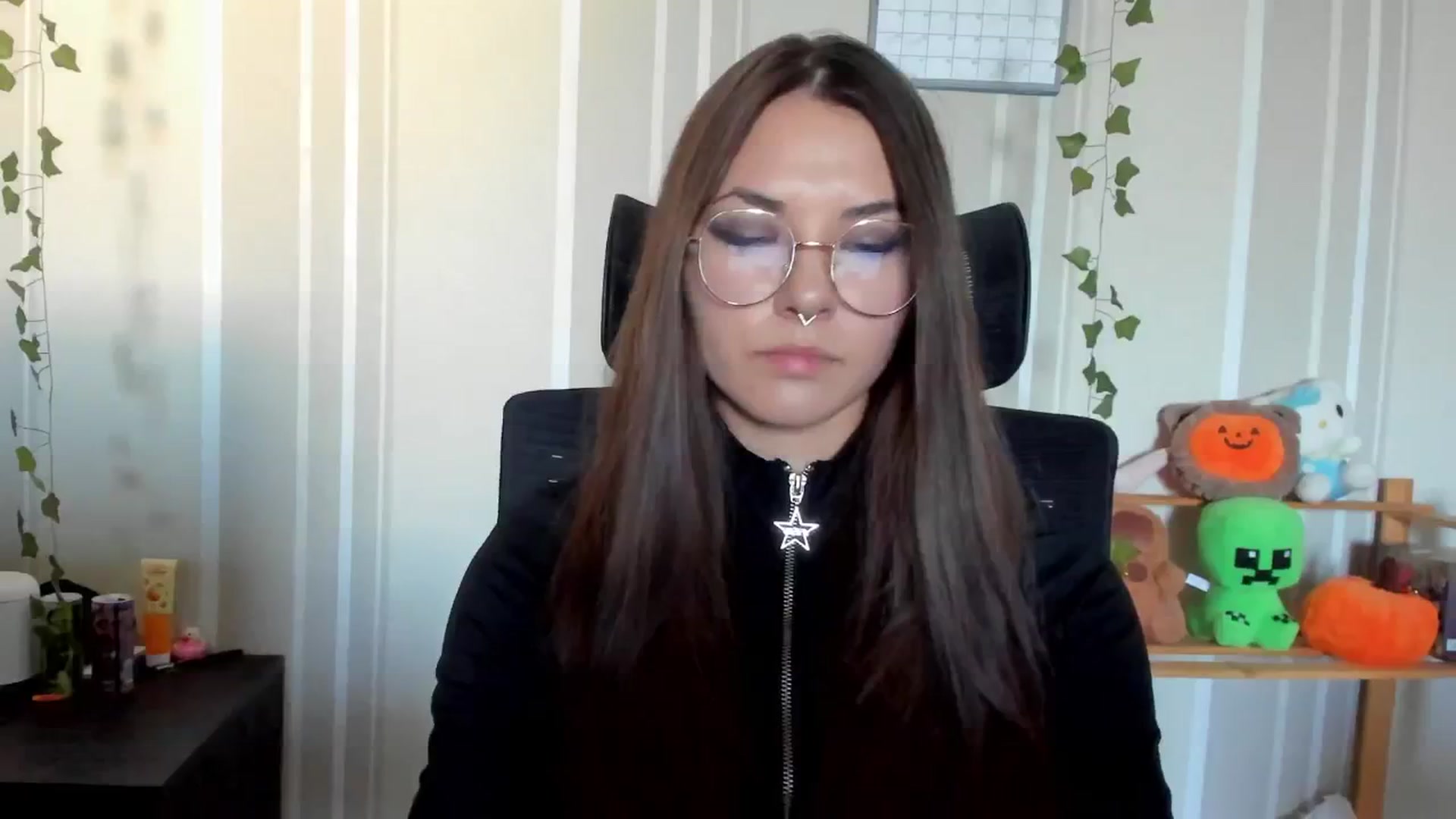 Gallery image thumbnail from AmnesiaGirl1's myfreecams stream on, 08/30/2025, 15:29 image 9 of 20