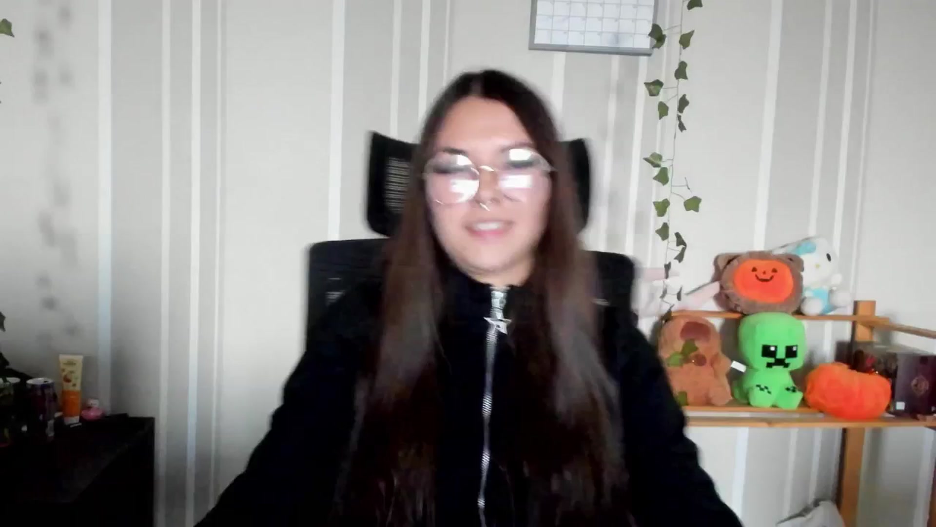 Gallery image thumbnail from AmnesiaGirl1's myfreecams stream on, 08/30/2025, 16:41 image 2 of 20
