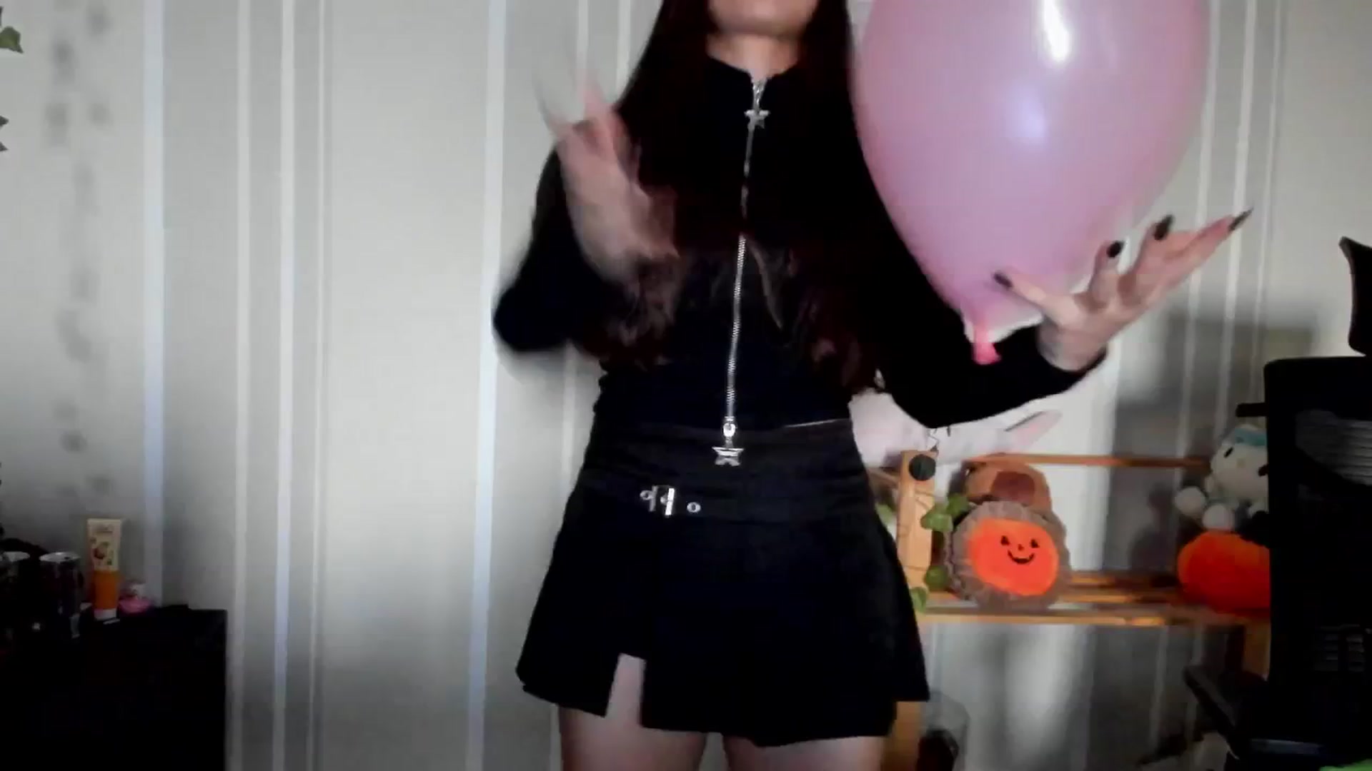 Gallery image thumbnail from AmnesiaGirl1's myfreecams stream on, 08/30/2025, 16:41 image 10 of 20