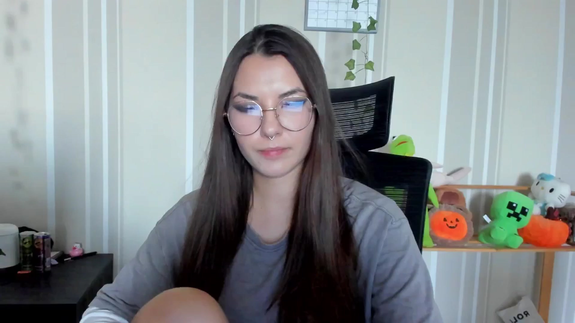 Gallery image thumbnail from AmnesiaGirl1's myfreecams stream on, 08/31/2025, 14:09 image 3 of 20