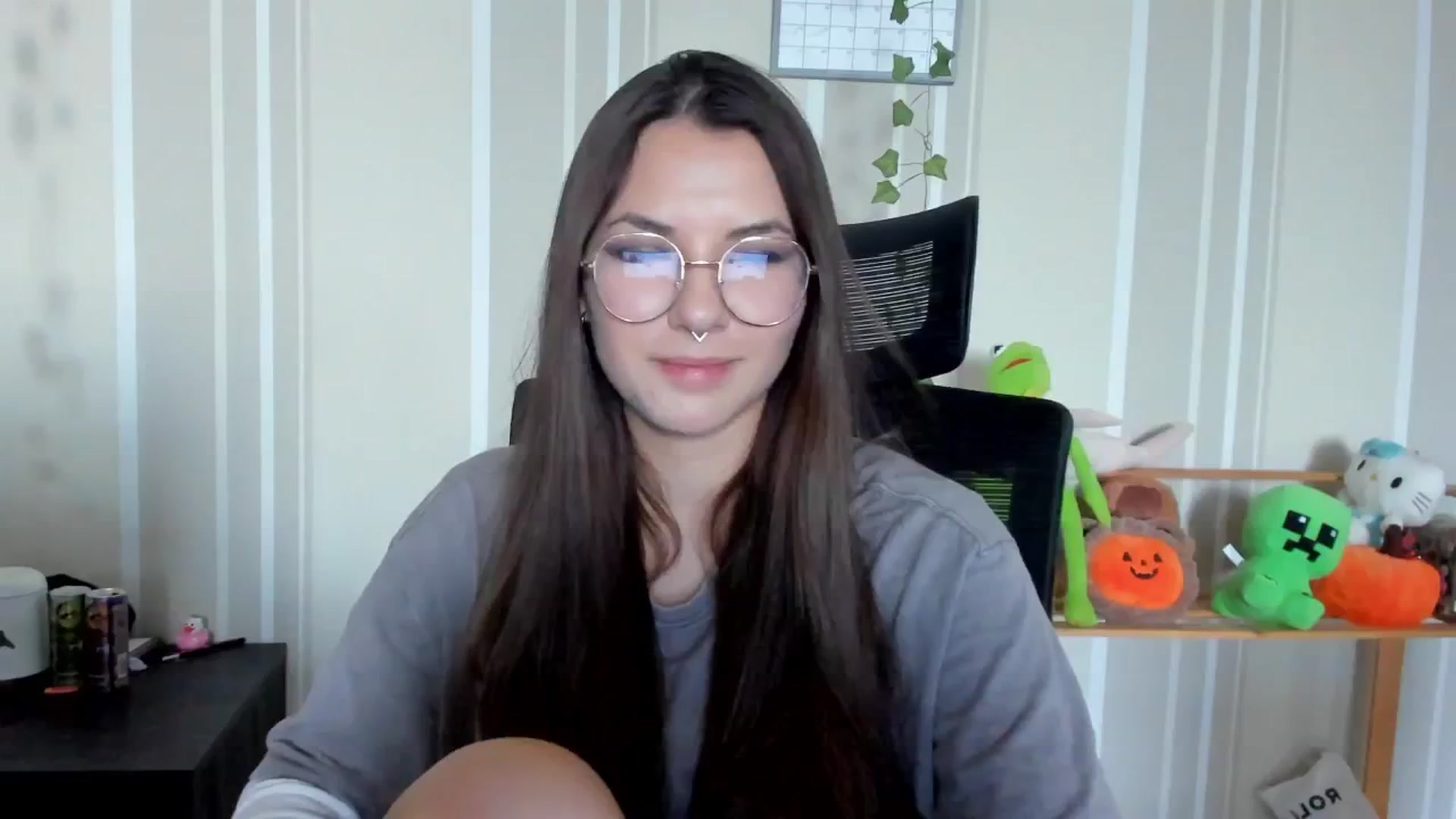 Gallery image thumbnail from AmnesiaGirl1's myfreecams stream on, 08/31/2025, 14:09 image 2 of 20