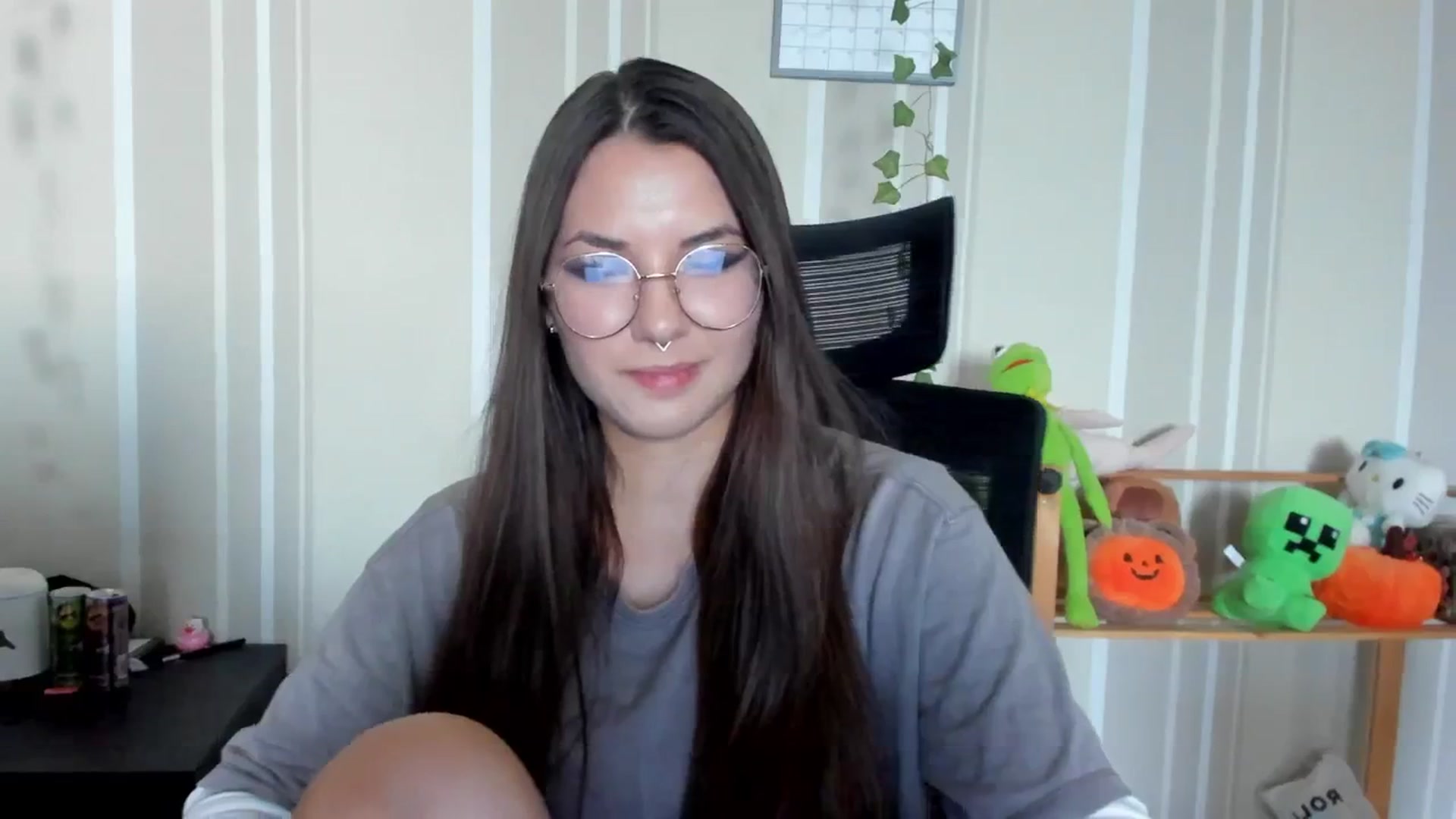 Gallery image thumbnail from AmnesiaGirl1's myfreecams stream on, 08/31/2025, 14:09 image 17 of 20