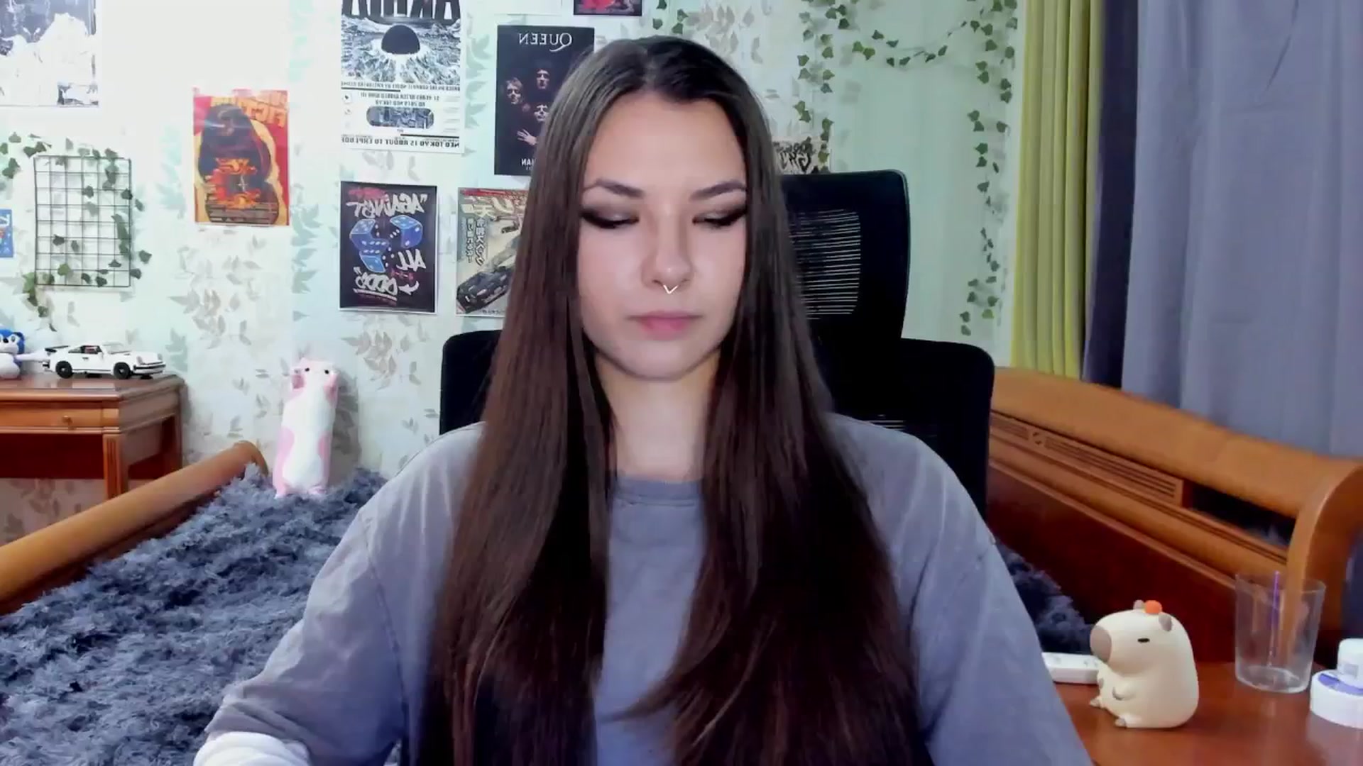 Gallery image thumbnail from AmnesiaGirl1's myfreecams stream on, 09/04/2025, 16:00 image 12 of 20