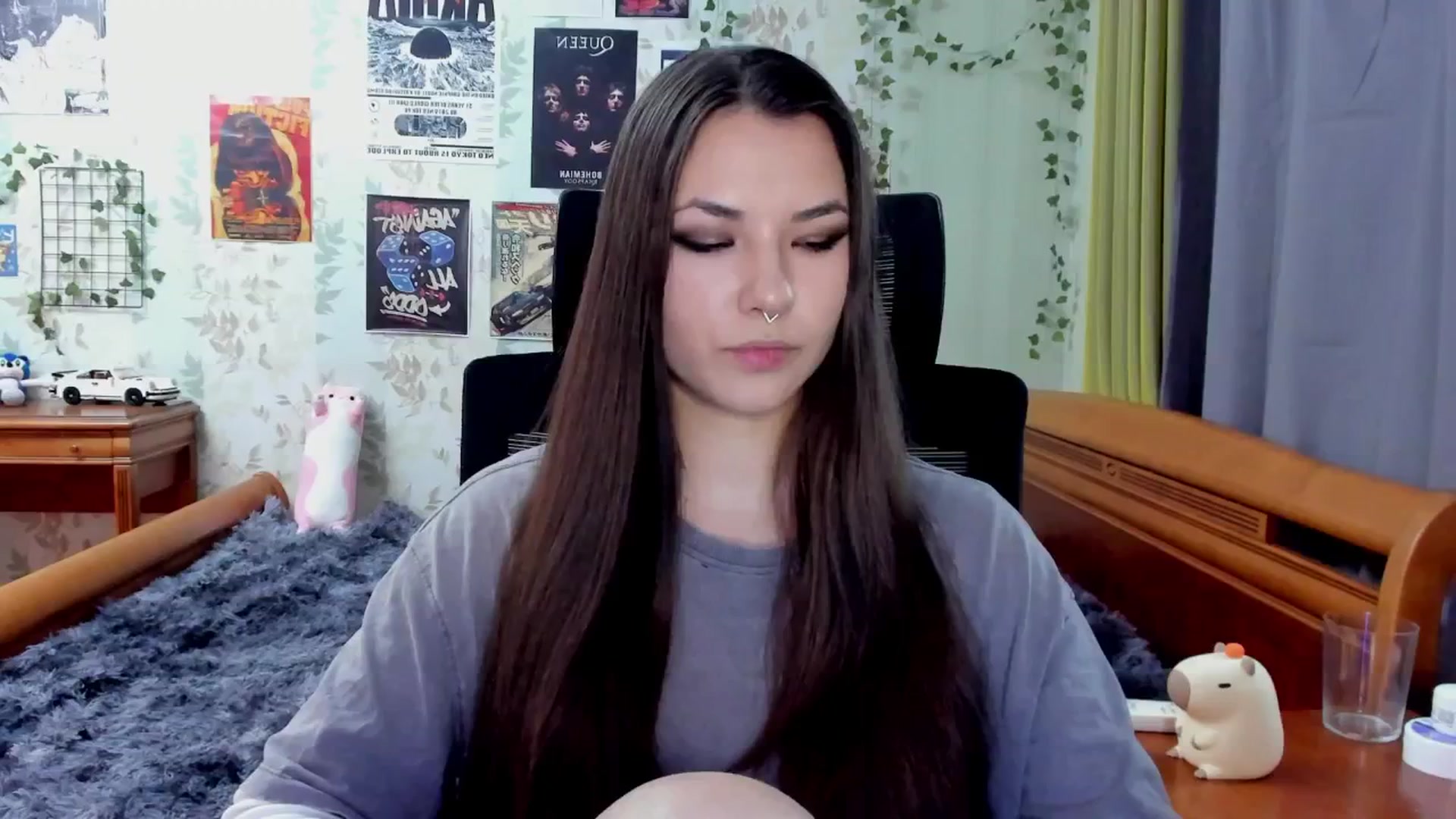 Gallery image thumbnail from AmnesiaGirl1's myfreecams stream on, 09/04/2025, 16:00 image 7 of 20