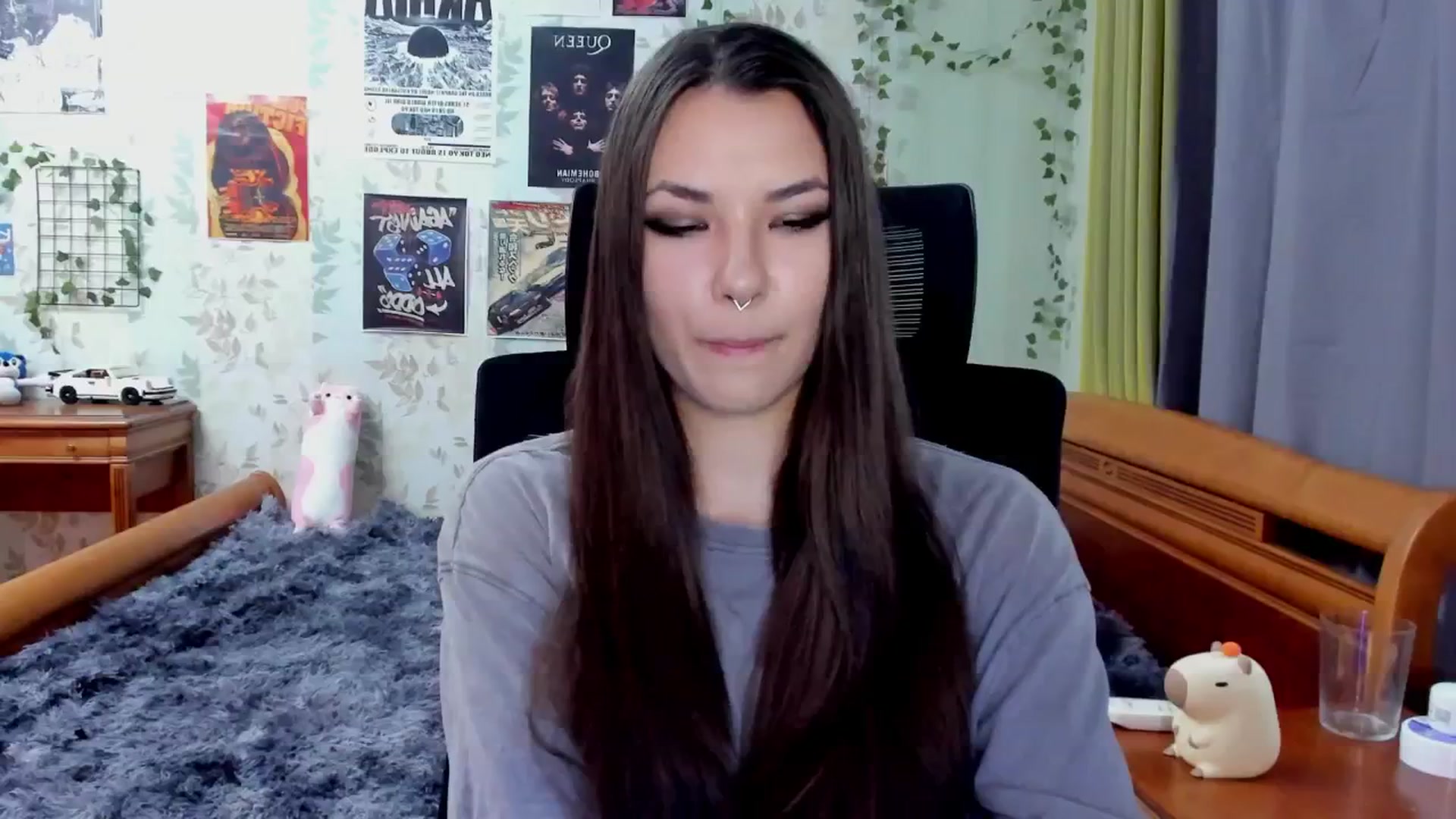 Gallery image thumbnail from AmnesiaGirl1's myfreecams stream on, 09/04/2025, 16:00 image 13 of 20