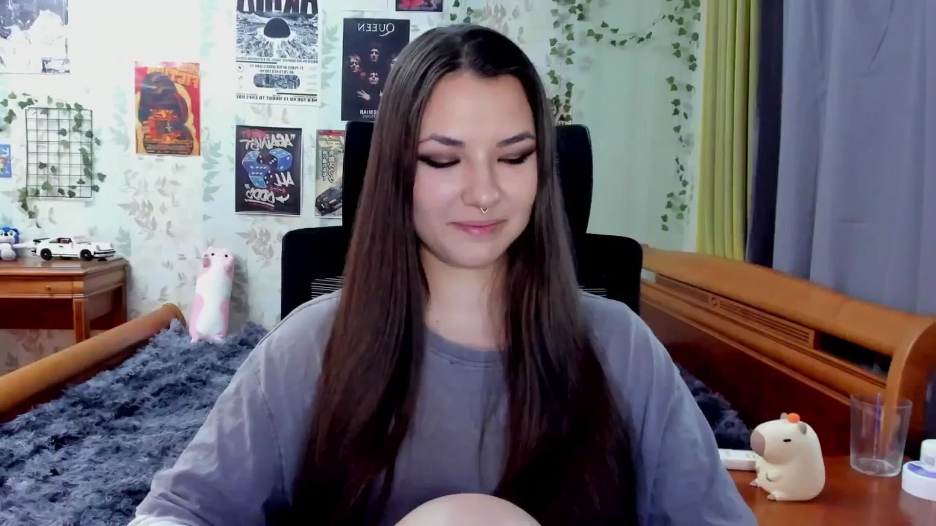 Gallery image thumbnail from AmnesiaGirl1's myfreecams stream on, 09/04/2025, 16:00 image 6 of 20