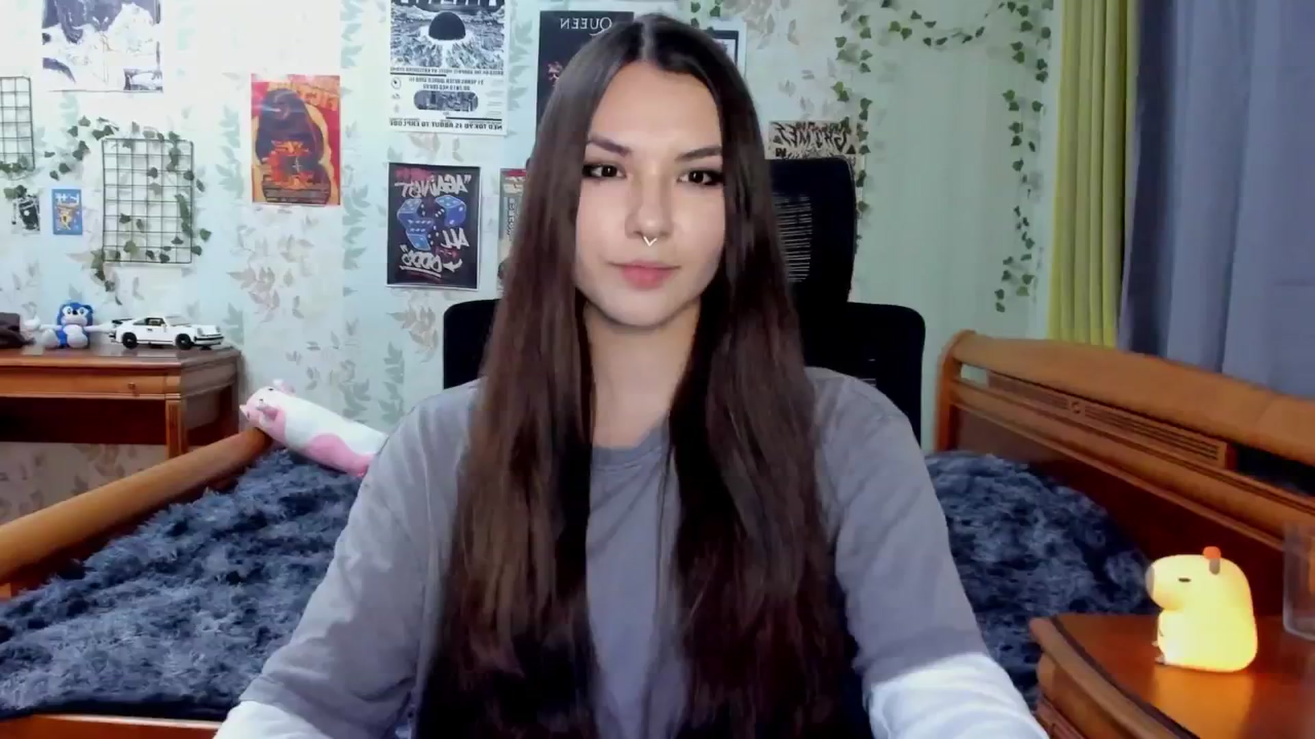Gallery image thumbnail from AmnesiaGirl1's myfreecams stream on, 09/05/2025, 21:01 image 5 of 20