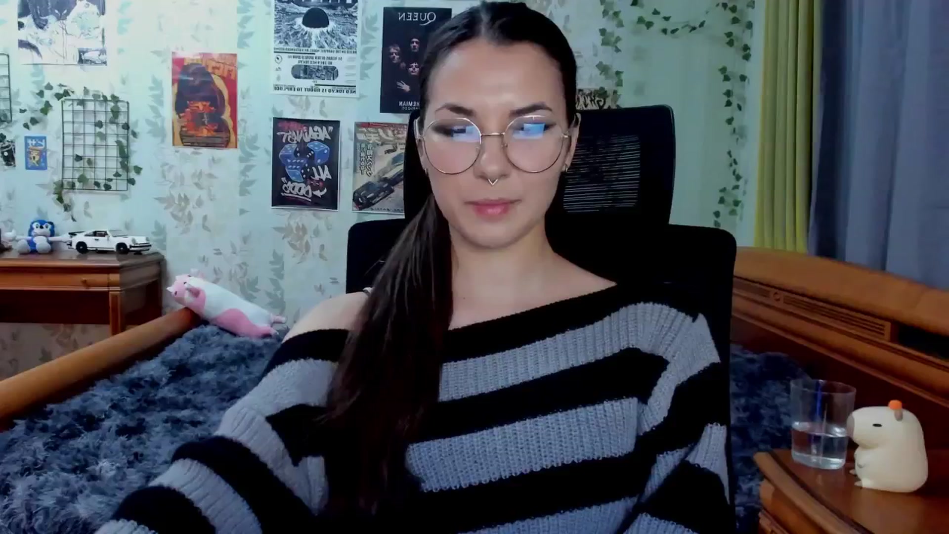 Gallery image thumbnail from AmnesiaGirl1's myfreecams stream on, 09/06/2025, 20:45 image 16 of 20
