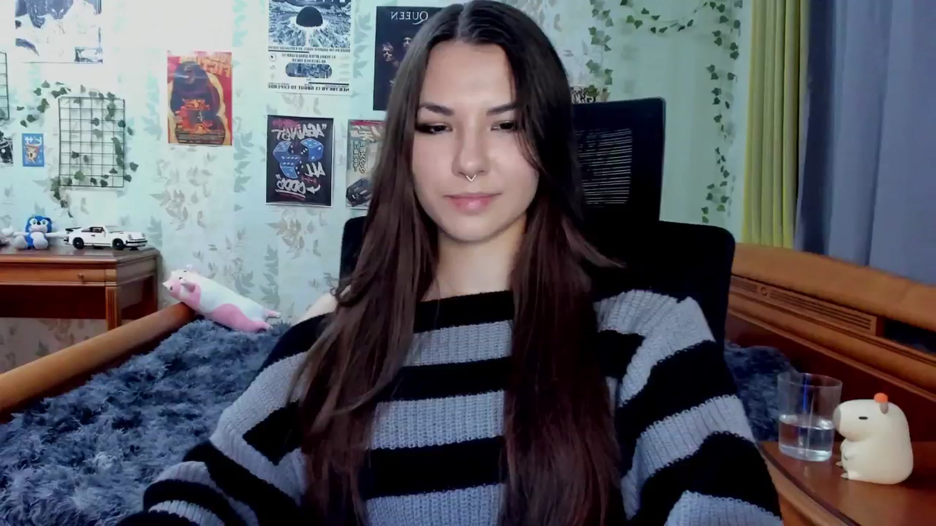 Gallery image thumbnail from AmnesiaGirl1's myfreecams stream on, 09/06/2025, 20:45 image 8 of 20